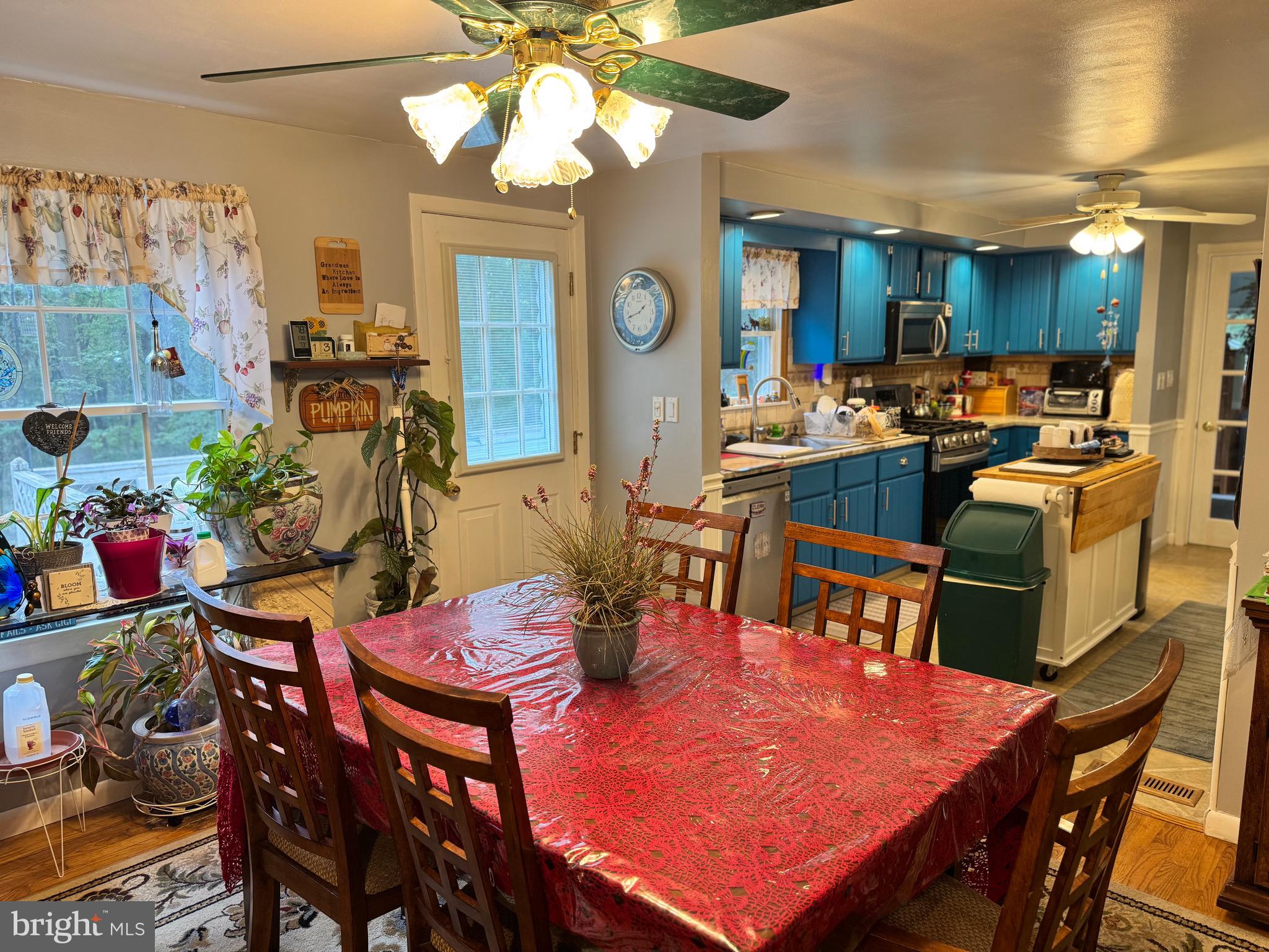 BIRCH HOLLOW ESTATES - Residential