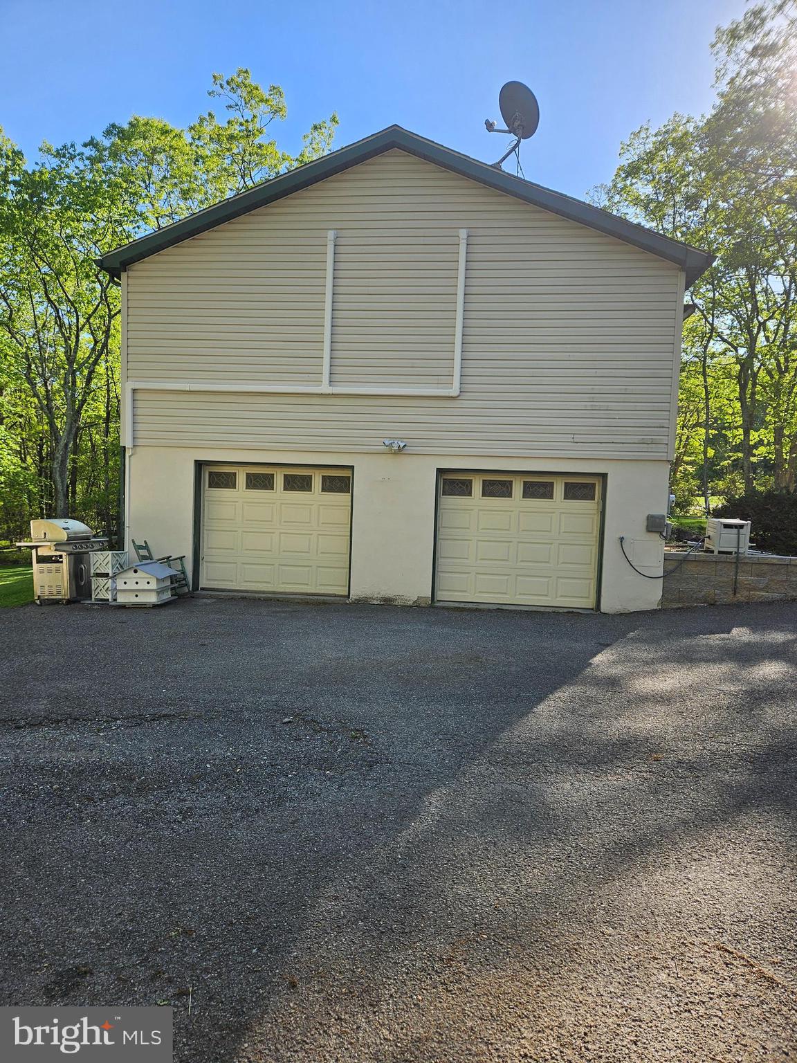 BIRCH HOLLOW ESTATES - Residential