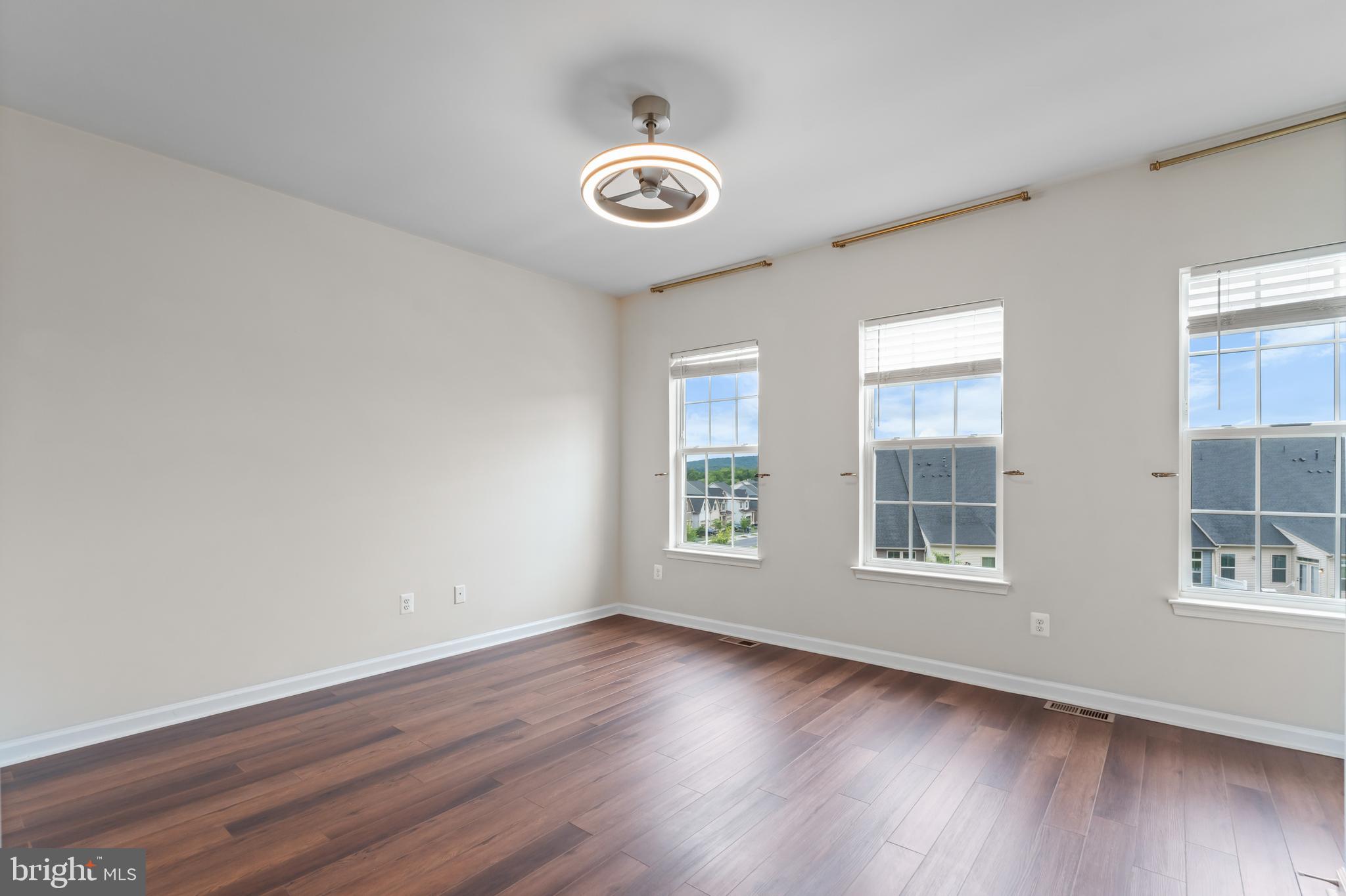 JEFFERSON PLACE - Residential