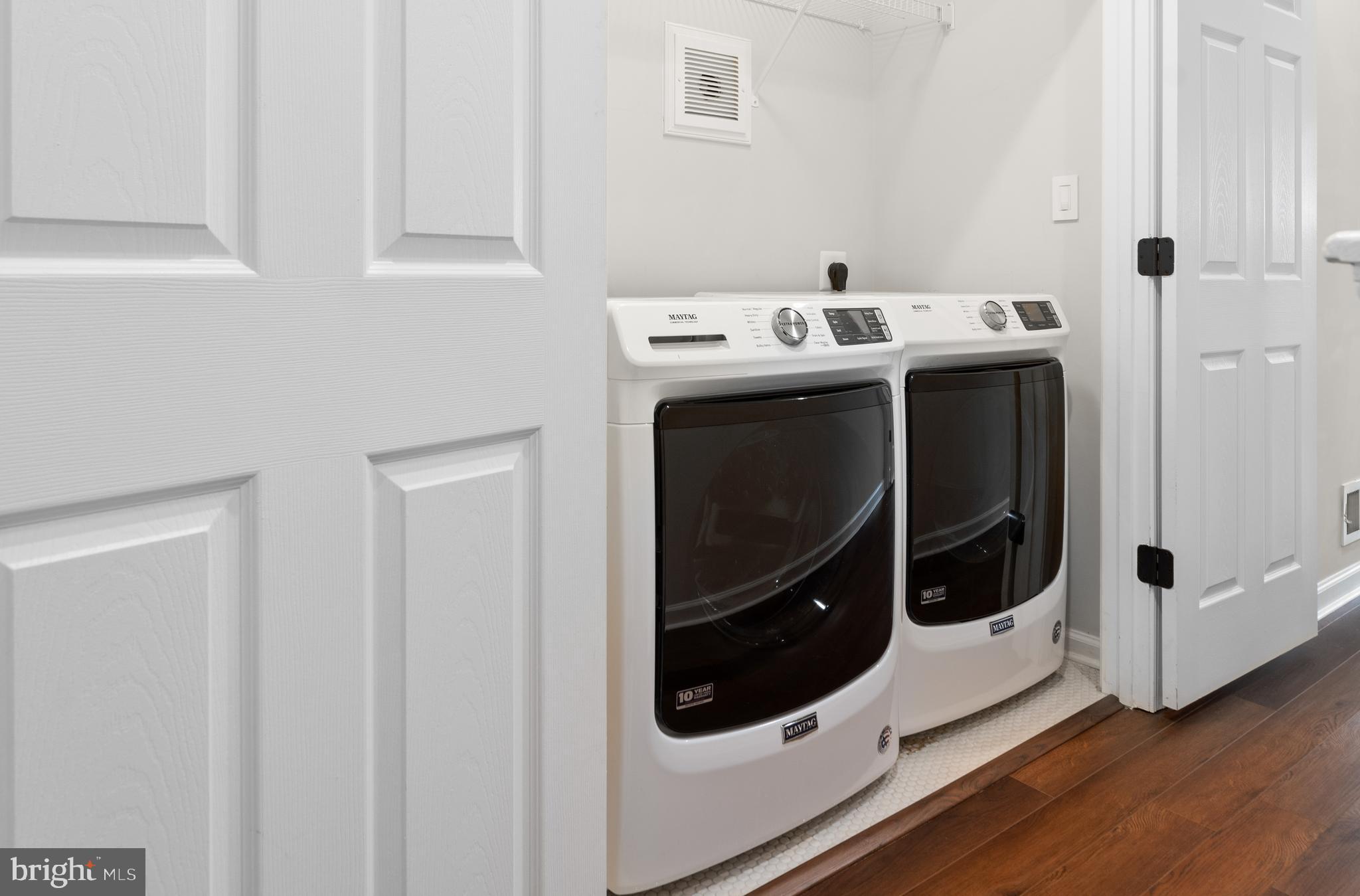 JEFFERSON PLACE - Residential