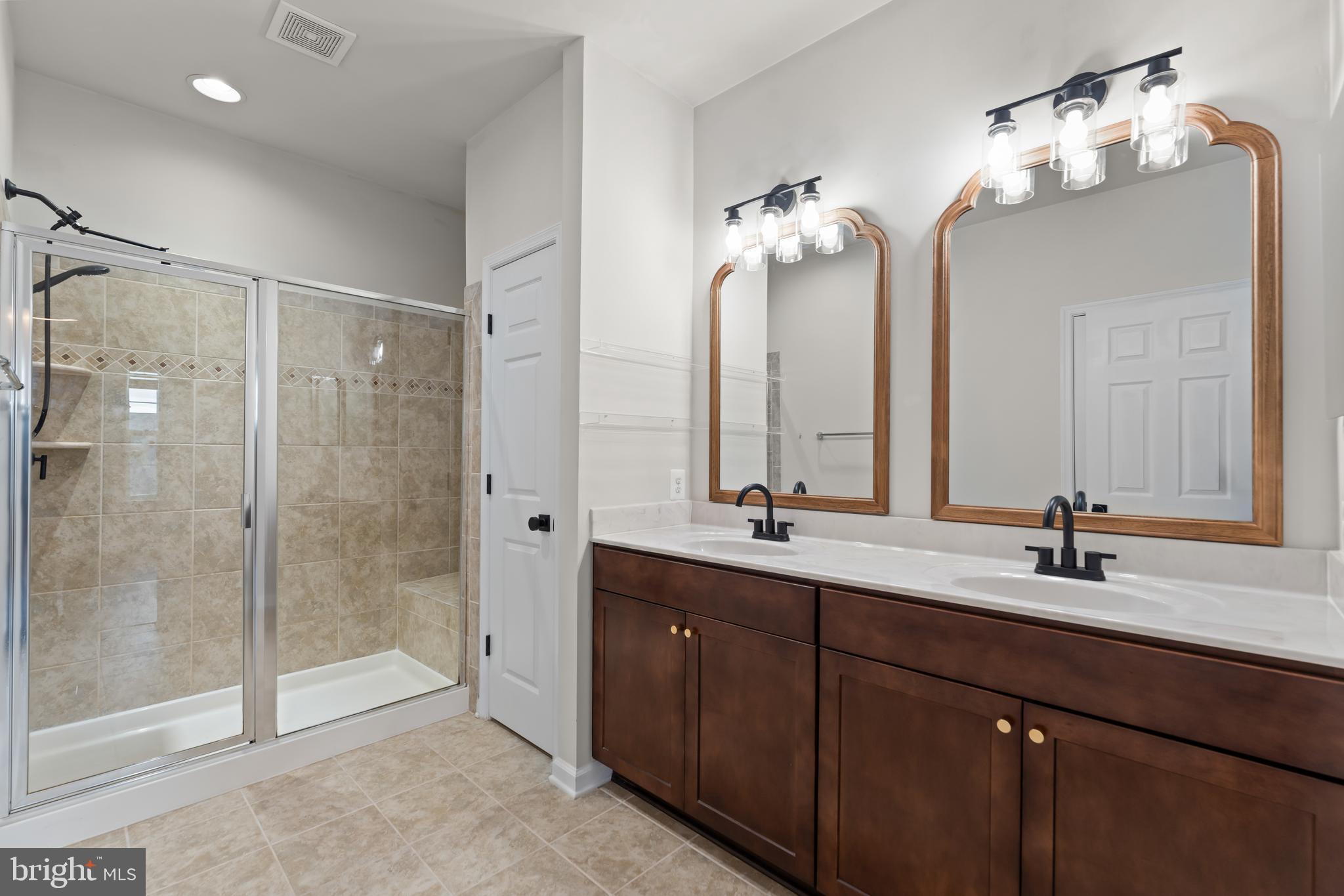 JEFFERSON PLACE - Residential