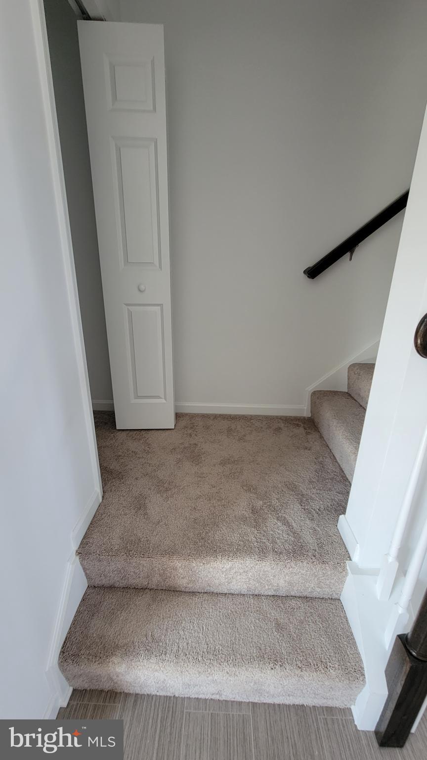 HANBURY COURT AT WINDING HILLS - Residential Lease