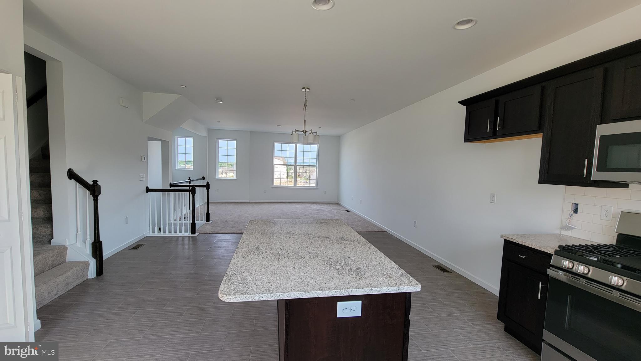 HANBURY COURT AT WINDING HILLS - Residential Lease