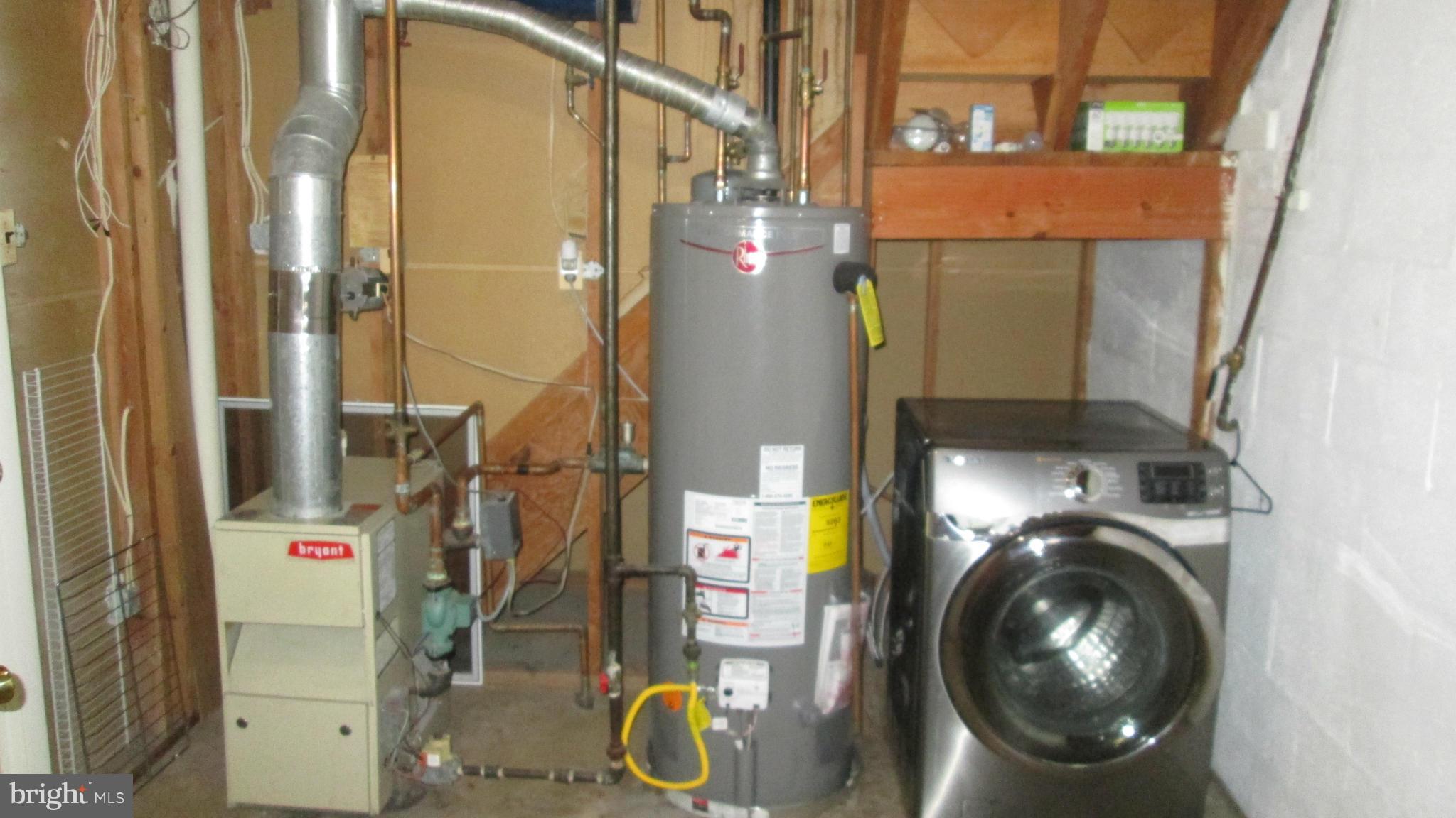 DALE CITY - Residential Lease