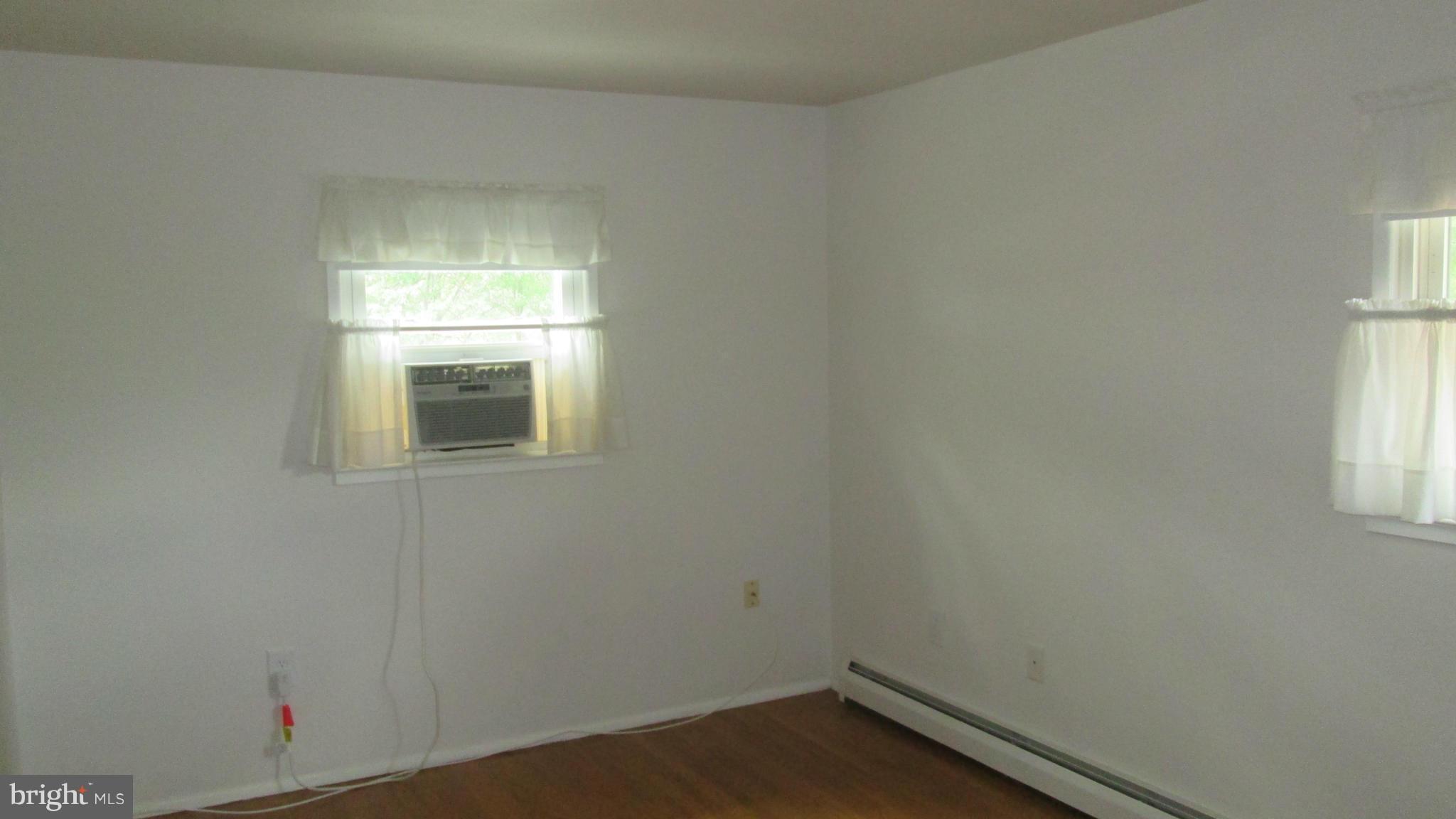 DALE CITY - Residential Lease