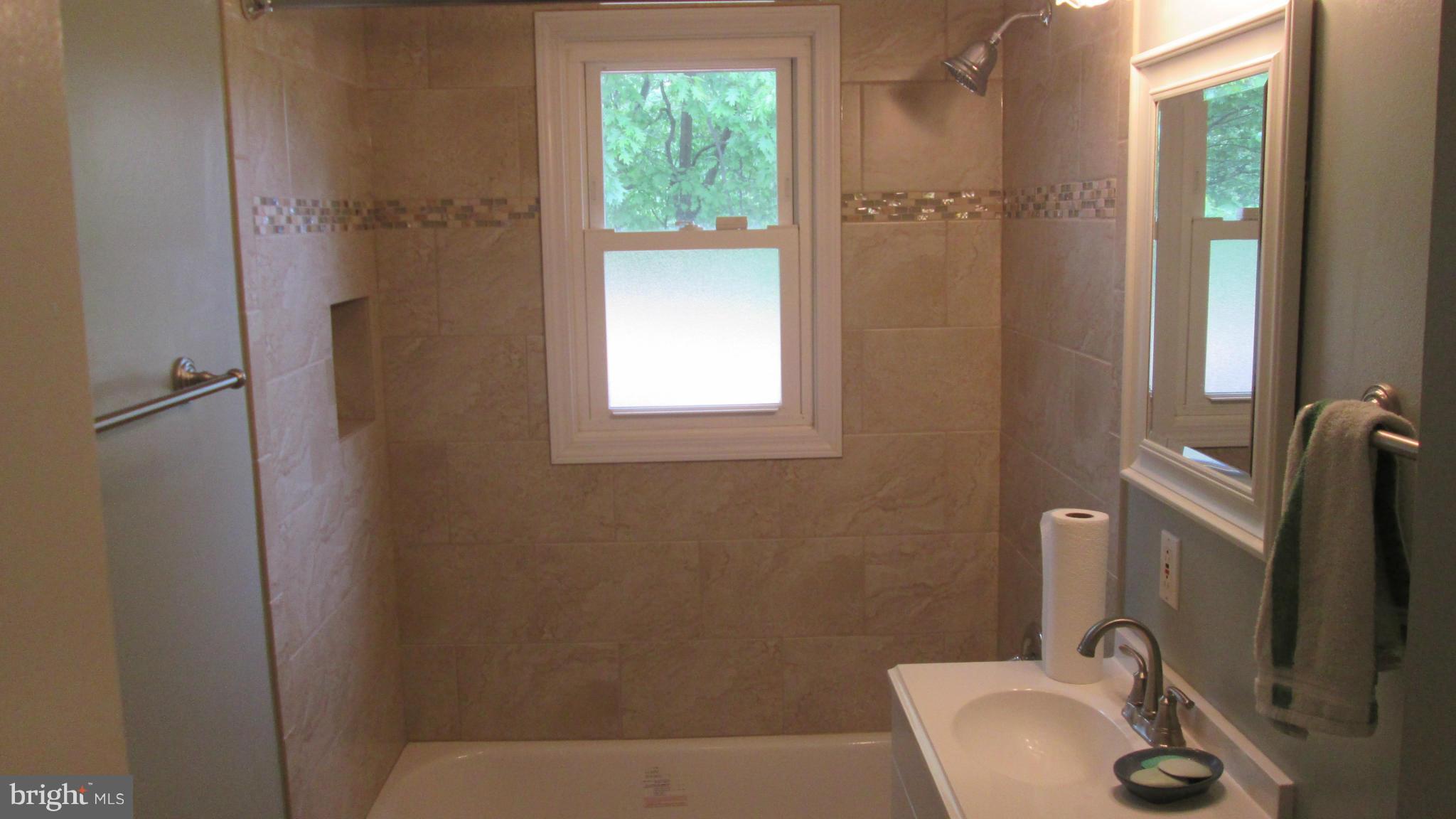 DALE CITY - Residential Lease