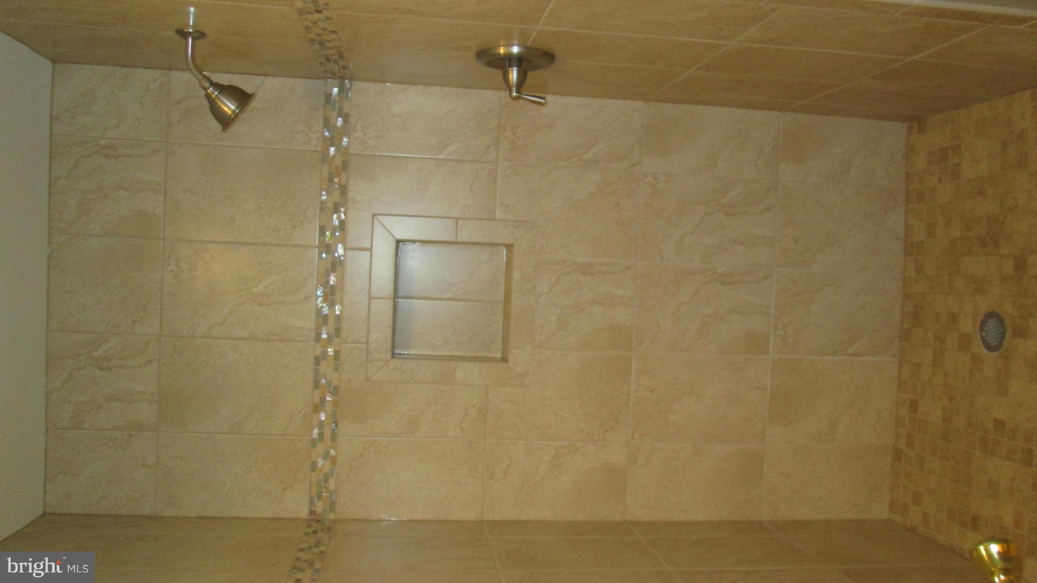 DALE CITY - Residential Lease