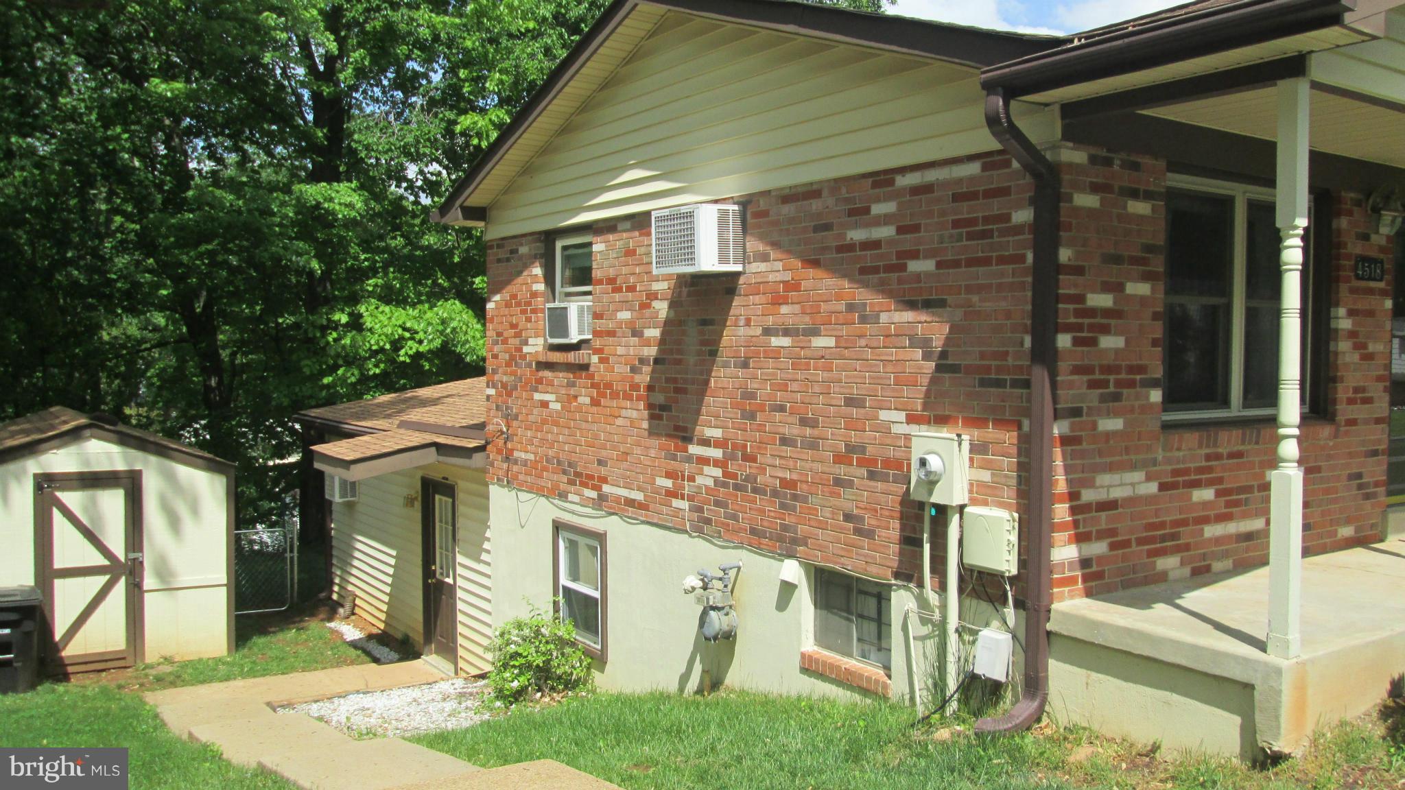 DALE CITY - Residential Lease