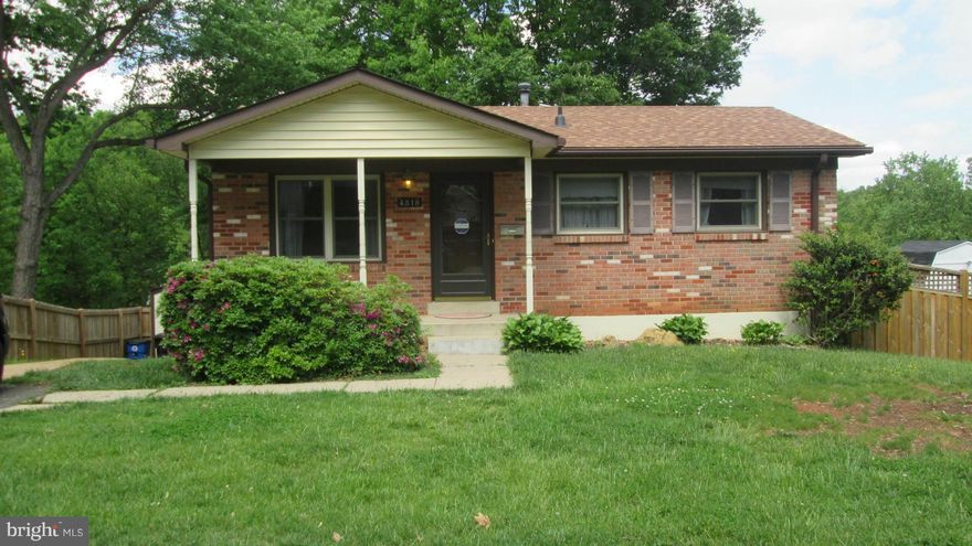 Nice home with with huge family and sun room addition on the lower level, updated baths, hardwood floors, neutral paint, four bedrooms, and a large storage/utility room.  This home is really clean and ready for immediate move in.  No pets and no smokers.  Use NVAR rental Application.