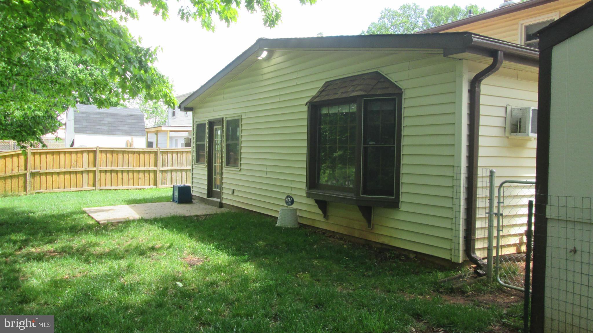 DALE CITY - Residential Lease