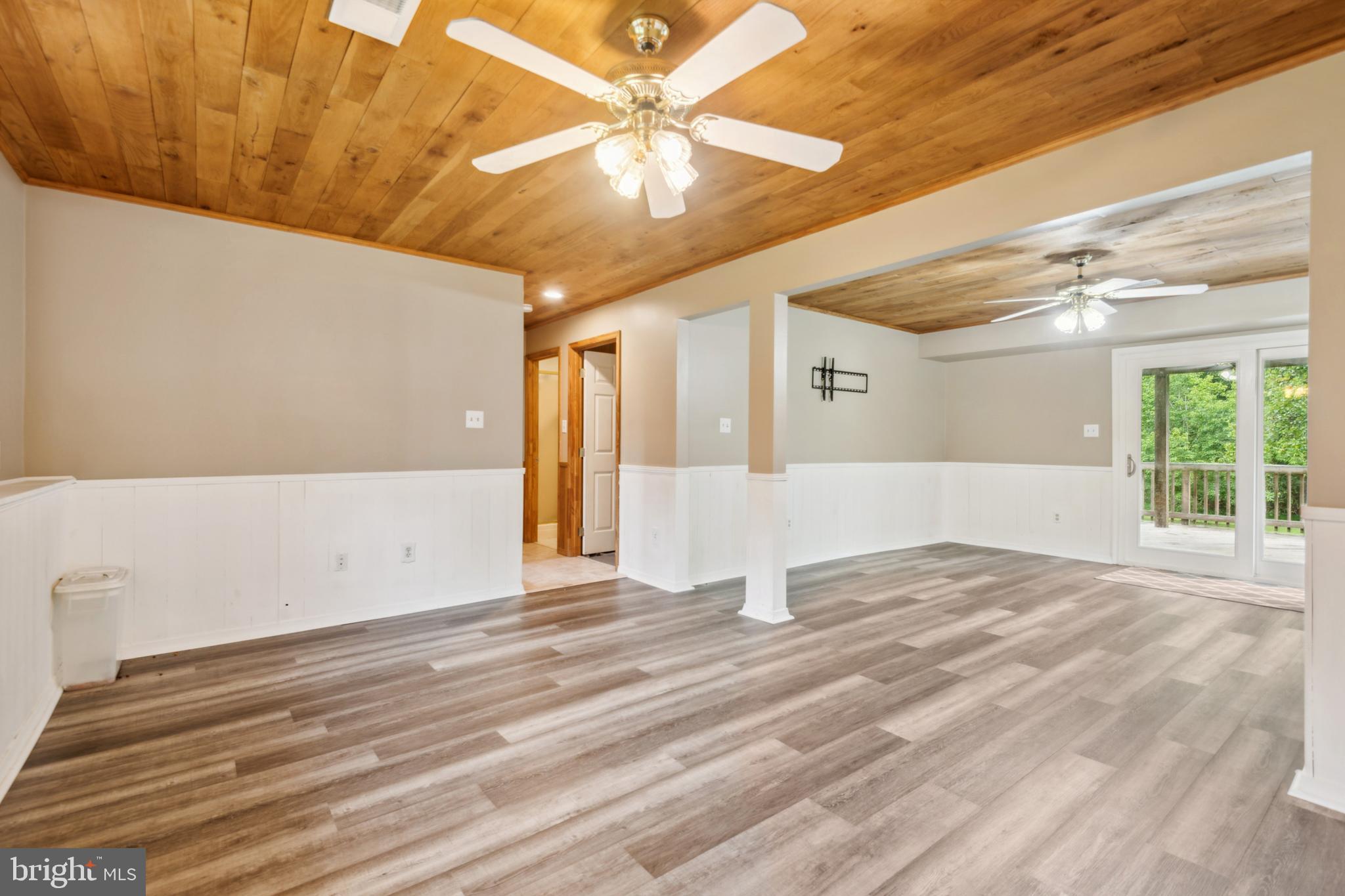 MEADOW ESTATES SUB - Residential