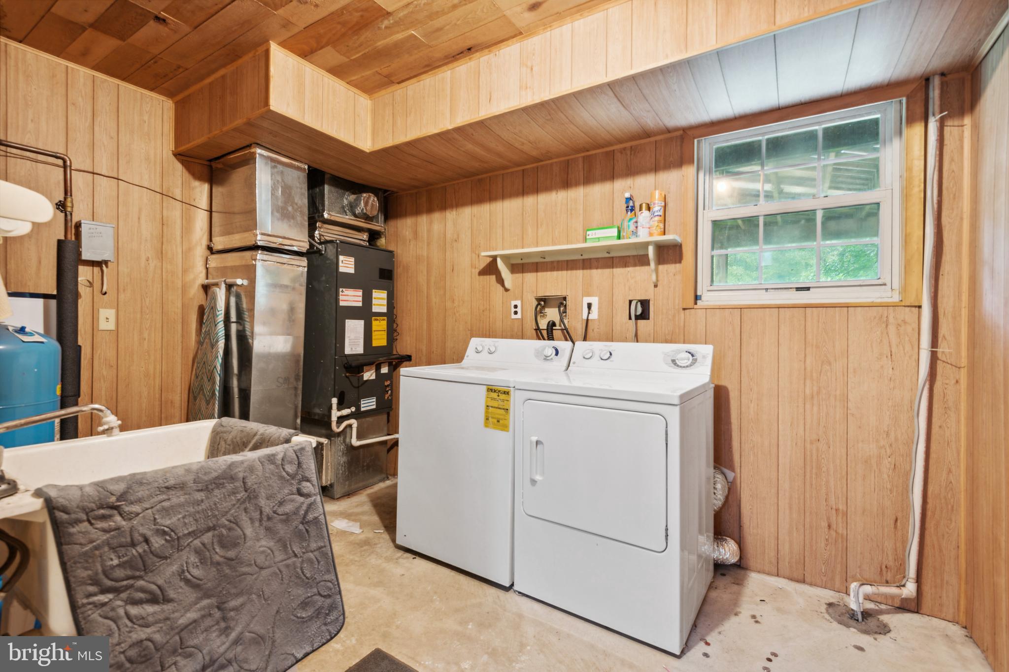 MEADOW ESTATES SUB - Residential