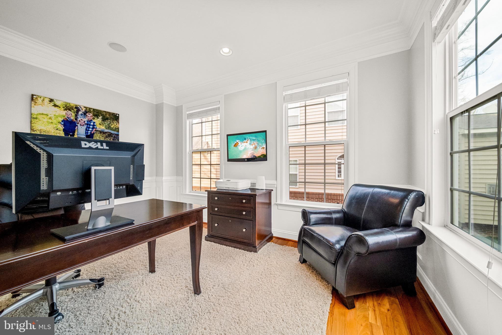 LANSDOWNE ON THE POTOMAC - Residential