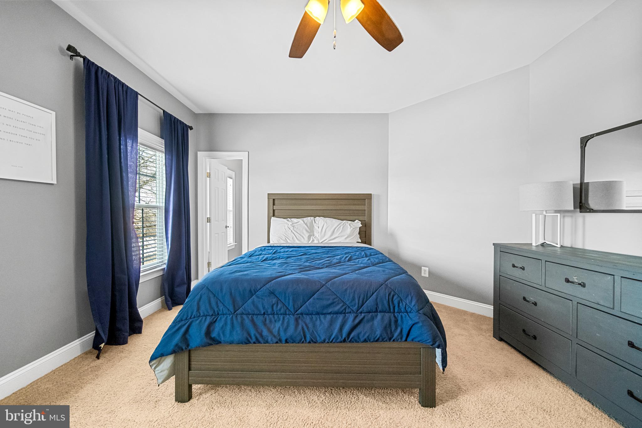 LANSDOWNE ON THE POTOMAC - Residential