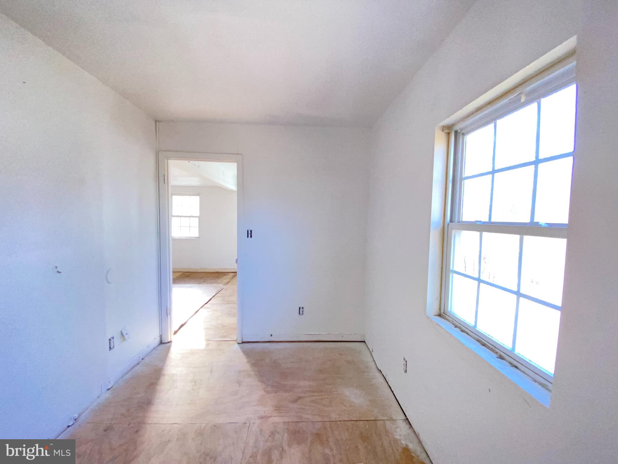 COOL SPRINGS - Residential