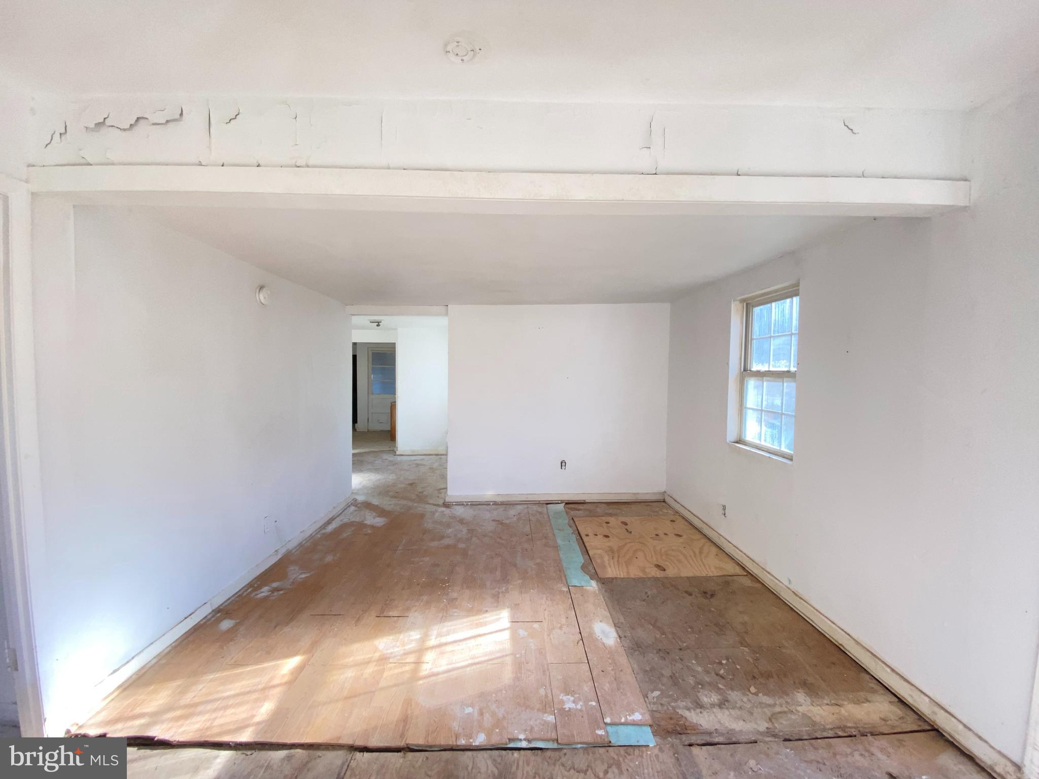 COOL SPRINGS - Residential