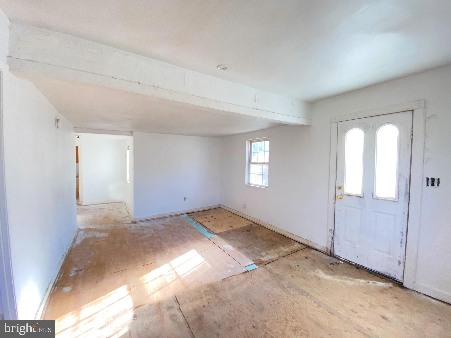 COOL SPRINGS - Residential