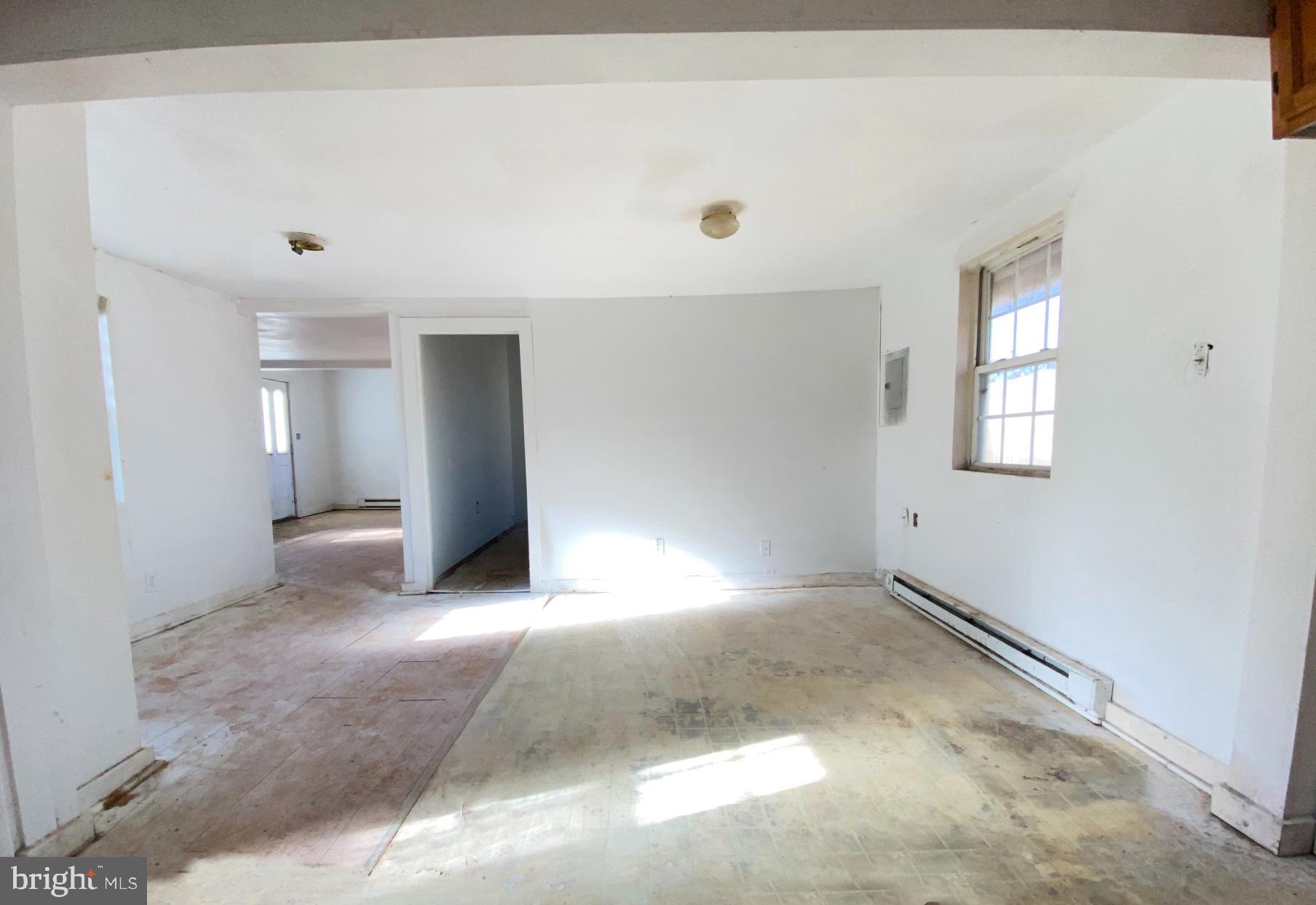 COOL SPRINGS - Residential