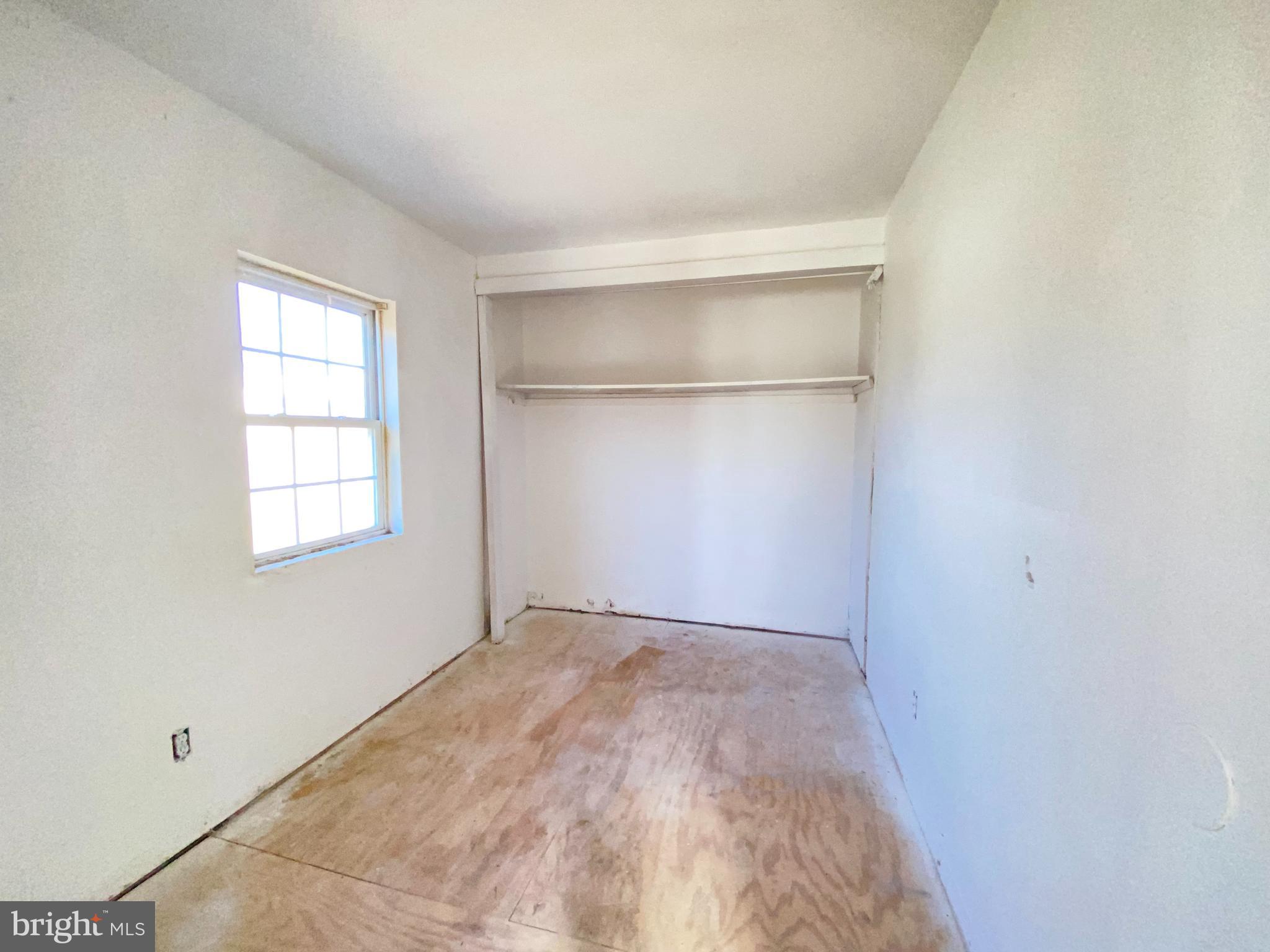 COOL SPRINGS - Residential