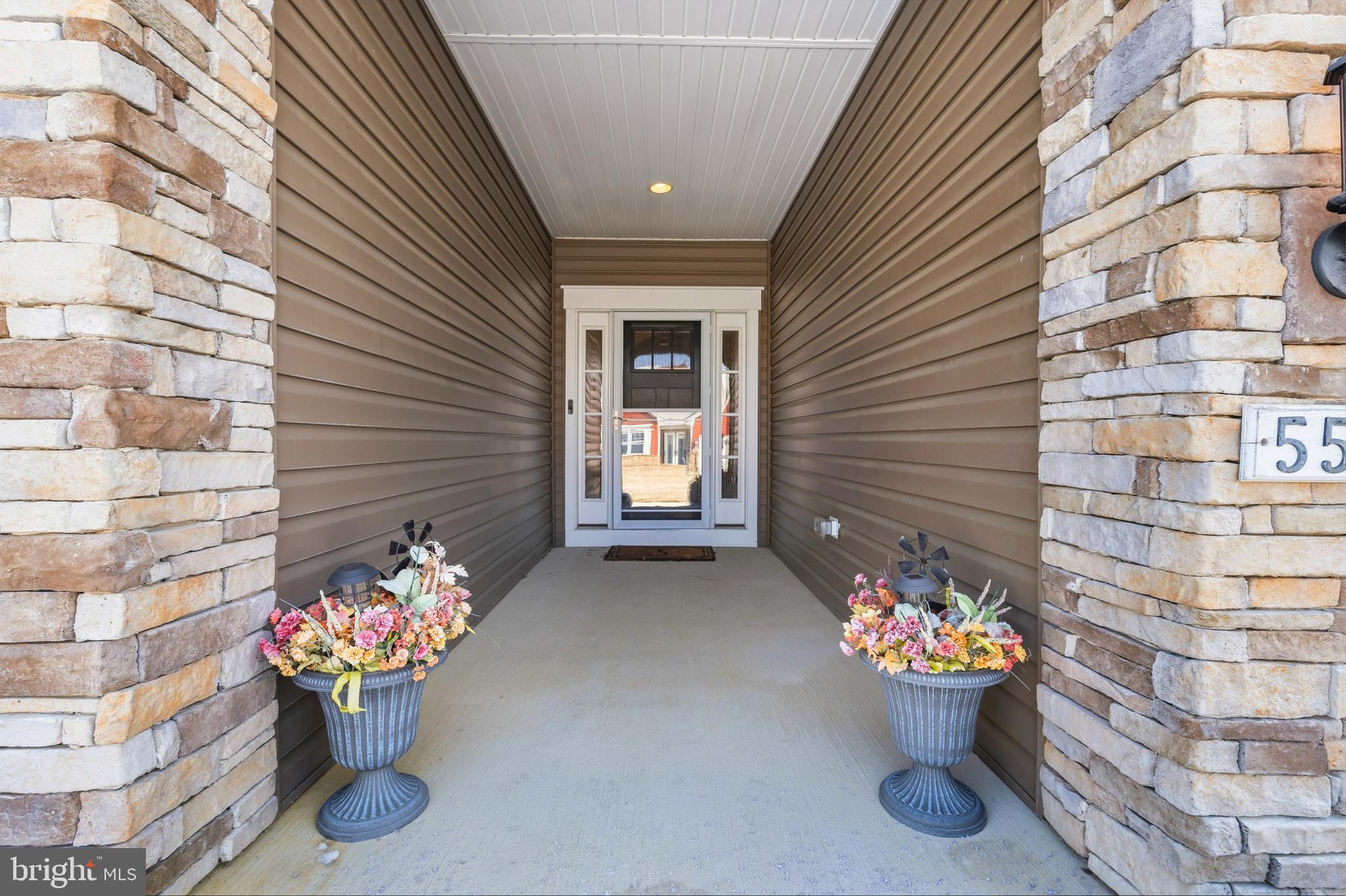 5544 OLD COLONY COURT