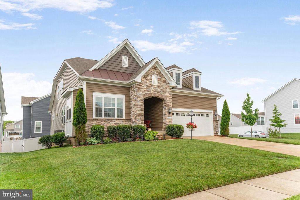 Photo of 5544 Old Colony Court, WHITE PLAINS, MD 20695 (MLS # MDCH2051174)