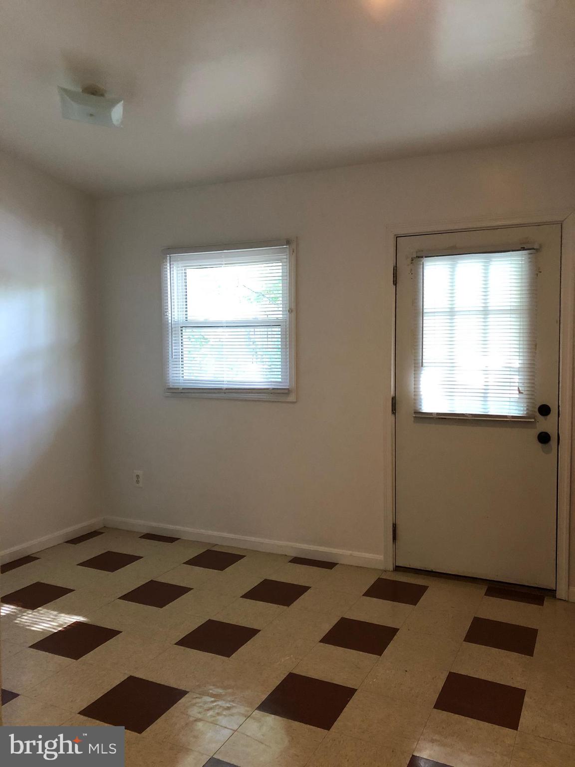 HAMPDEN HISTORIC DISTRICT - Residential Lease