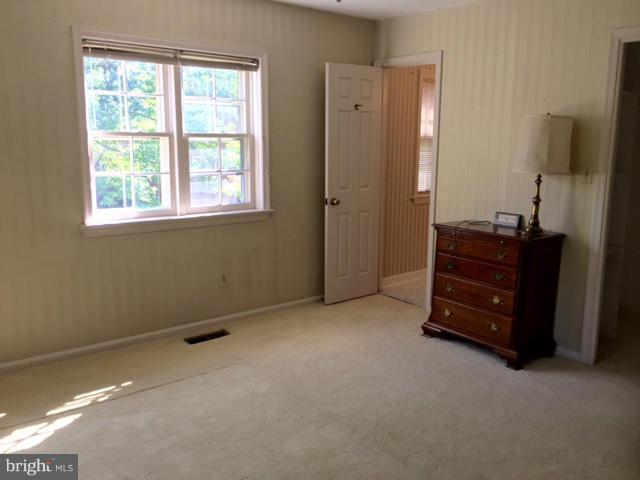 KENWOOD FOREST - Residential Lease