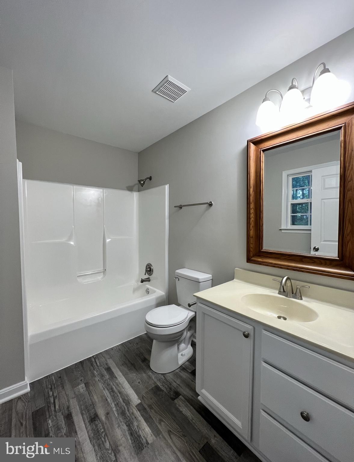 LAKE OF THE WOODS - Residential