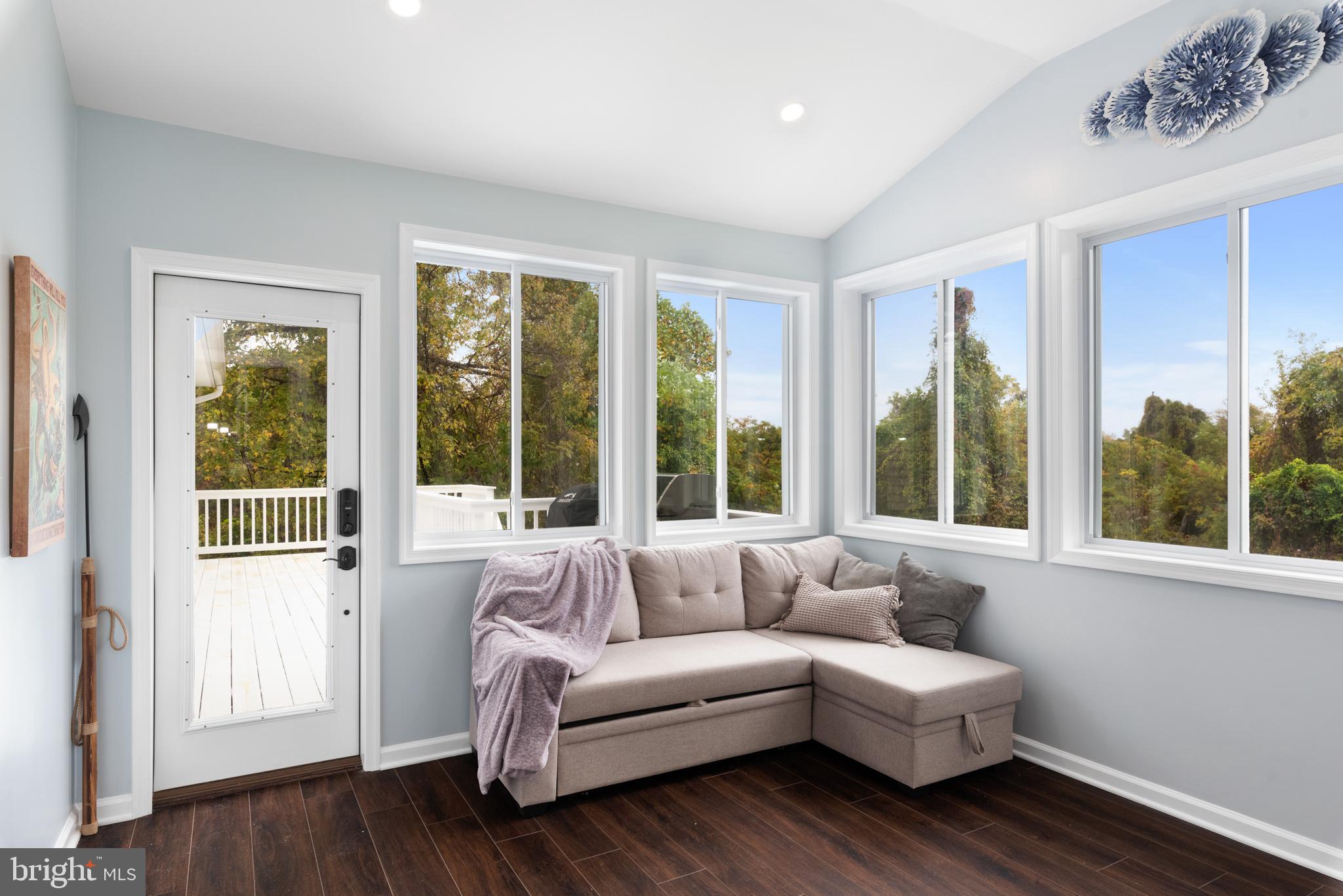 BEECHWOOD ON THE BURLEY - Residential