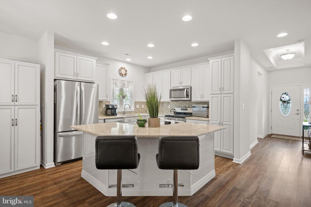 Photo of 829 Founders Way, East Petersburg, PA 17520 (MLS # PALA2054398)