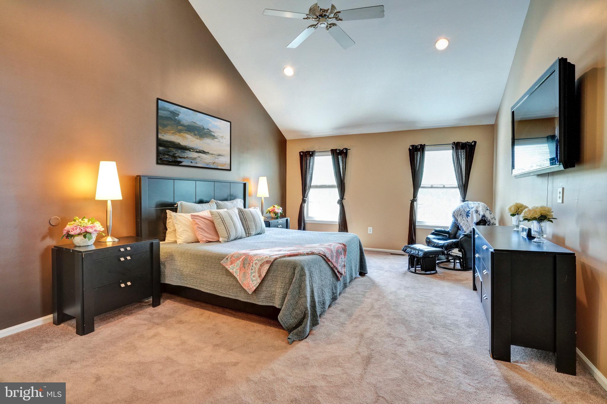 PROVIDENCE WOODS - Residential