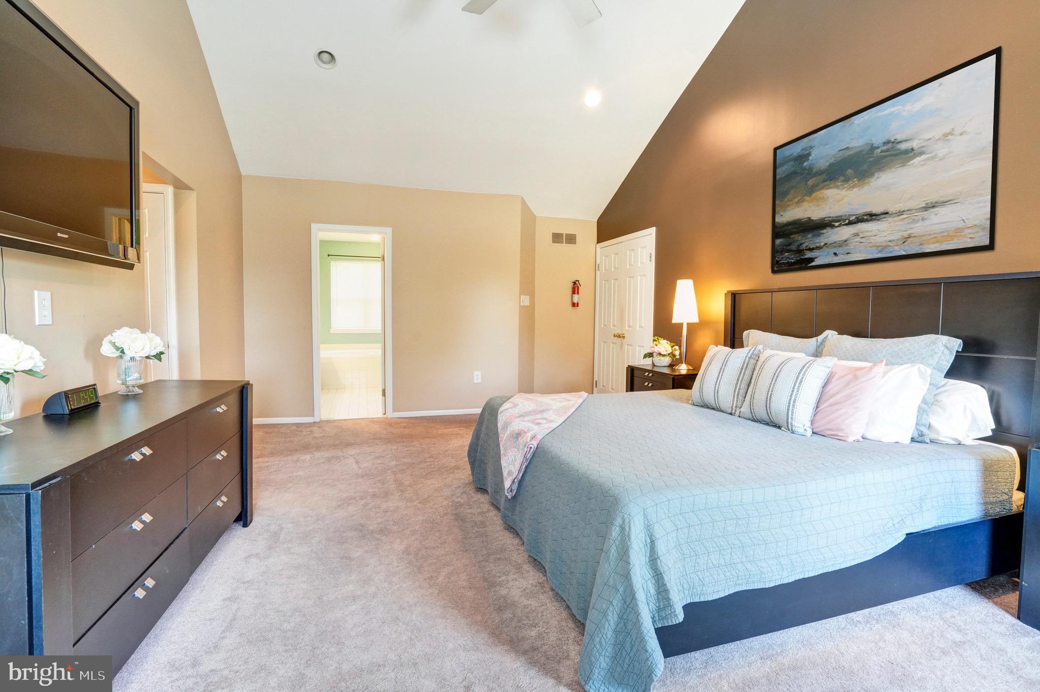 PROVIDENCE WOODS - Residential