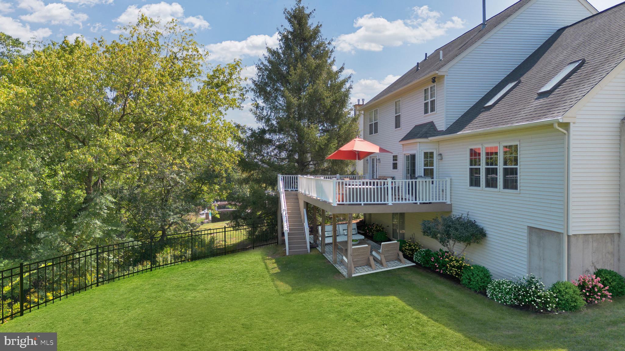 PROVIDENCE WOODS - Residential