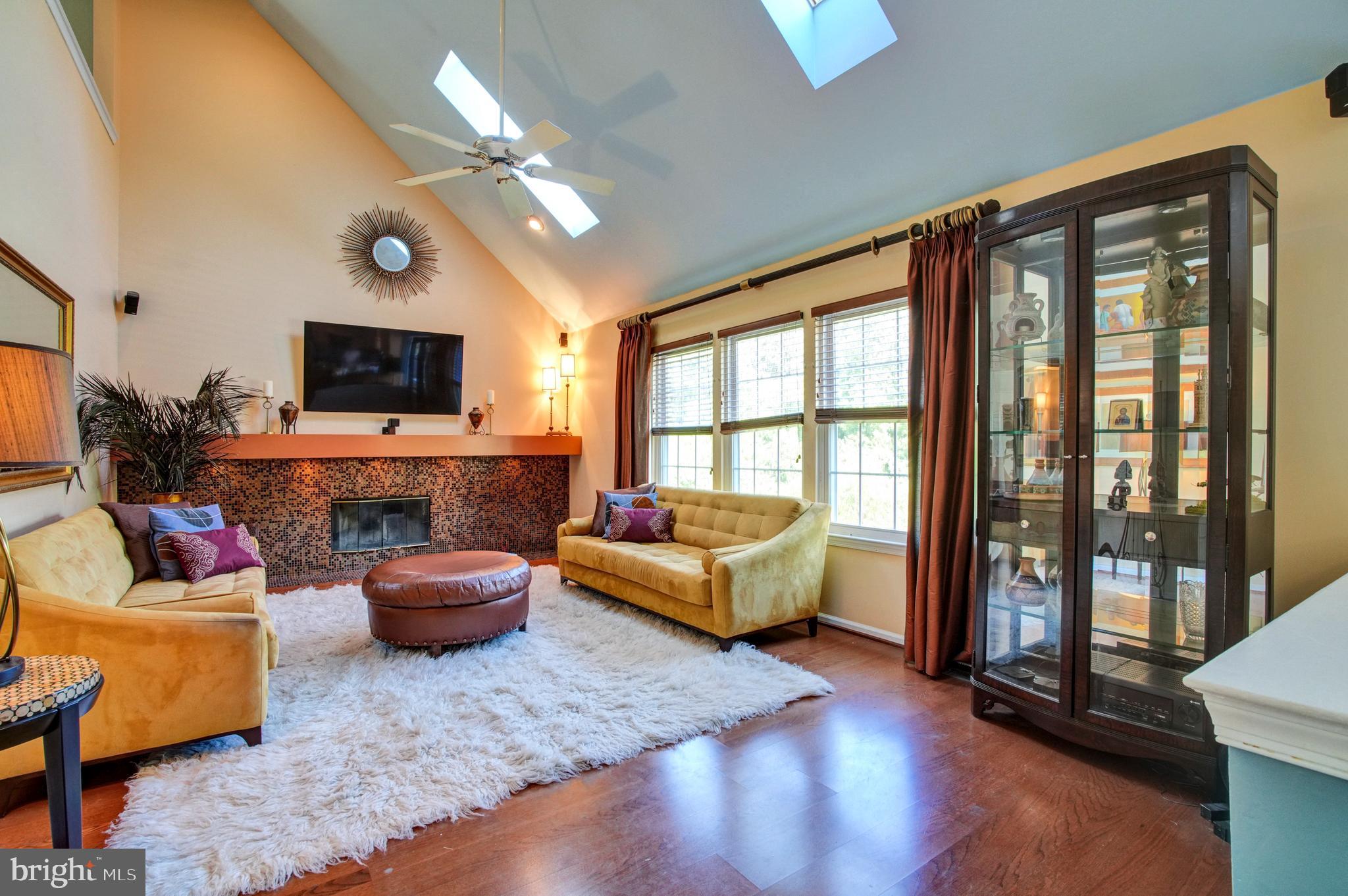 PROVIDENCE WOODS - Residential