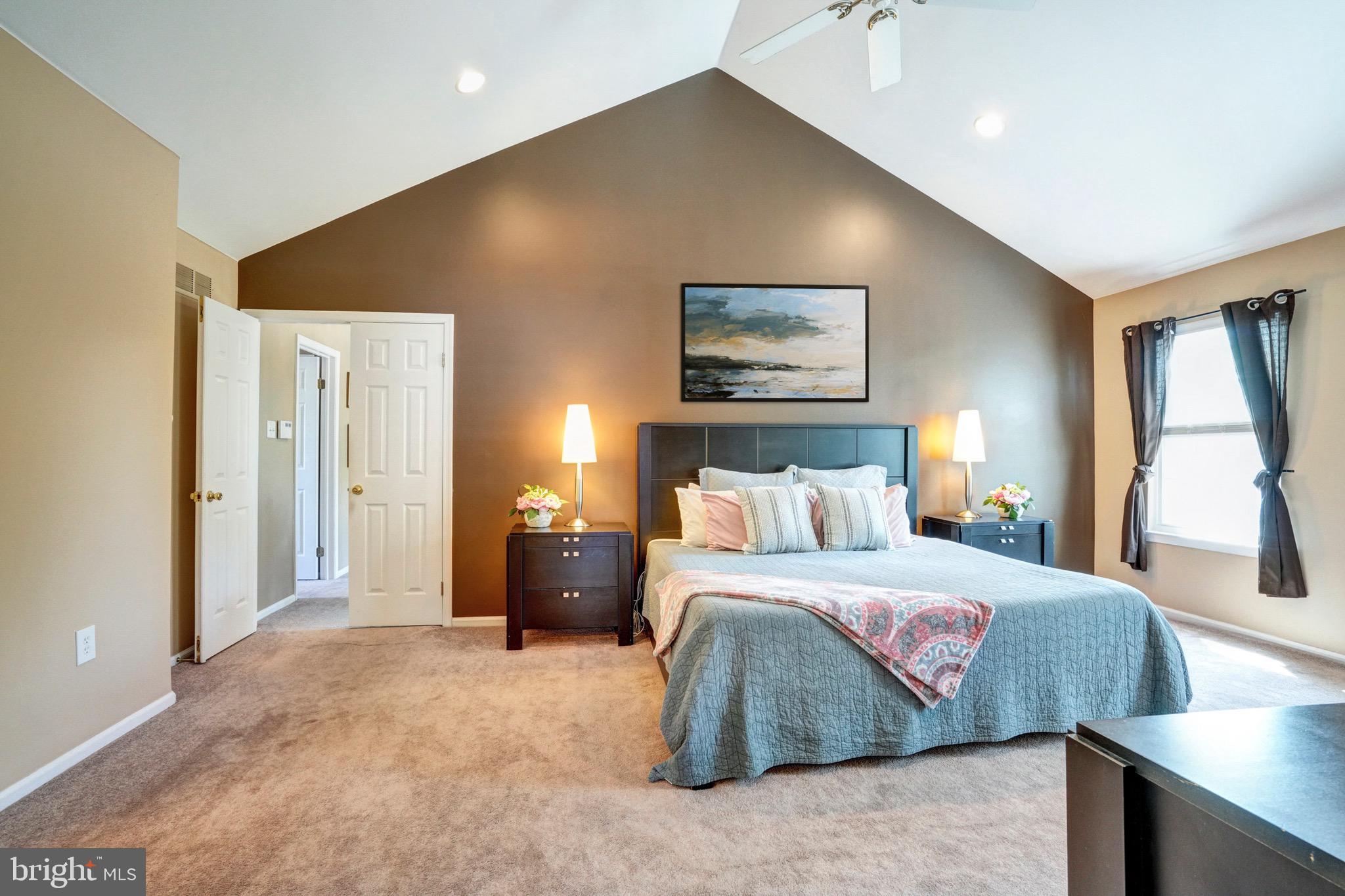 PROVIDENCE WOODS - Residential