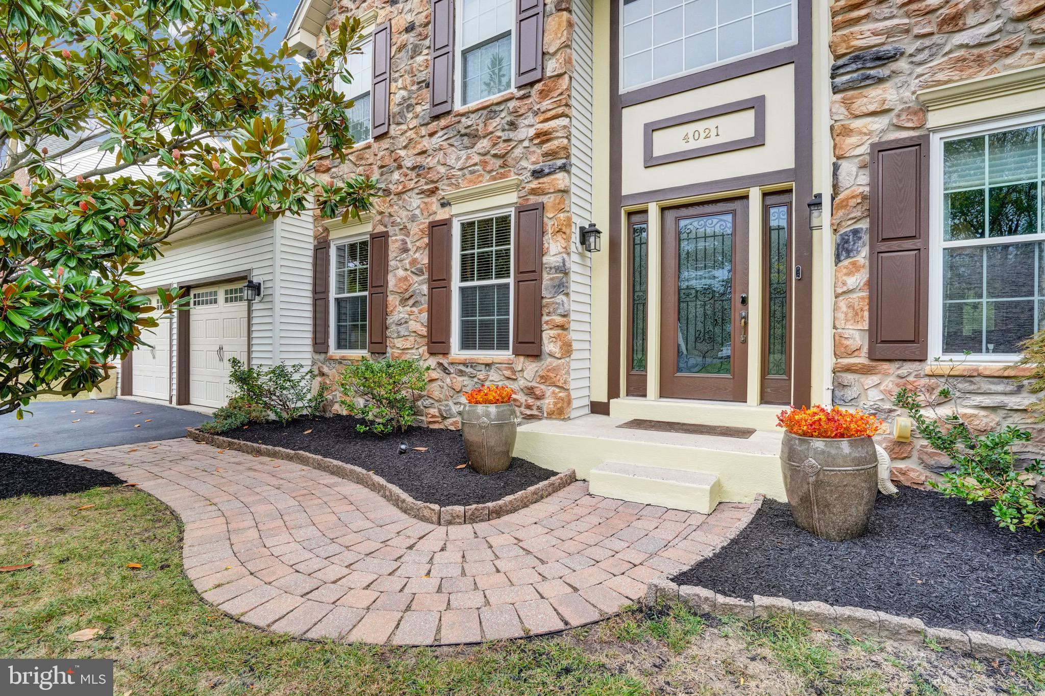 PROVIDENCE WOODS - Residential