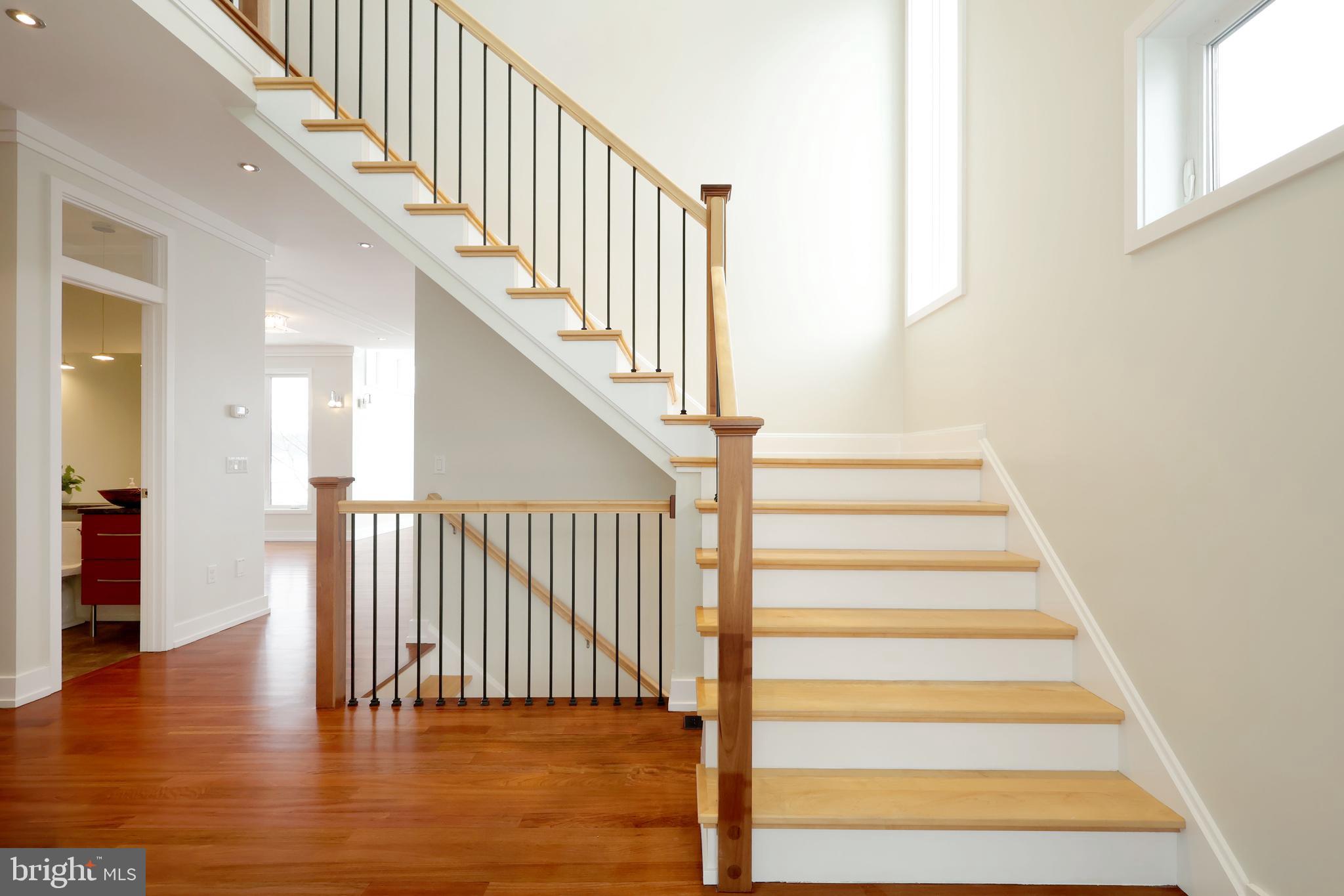 ROCKEY RIDGE - Residential