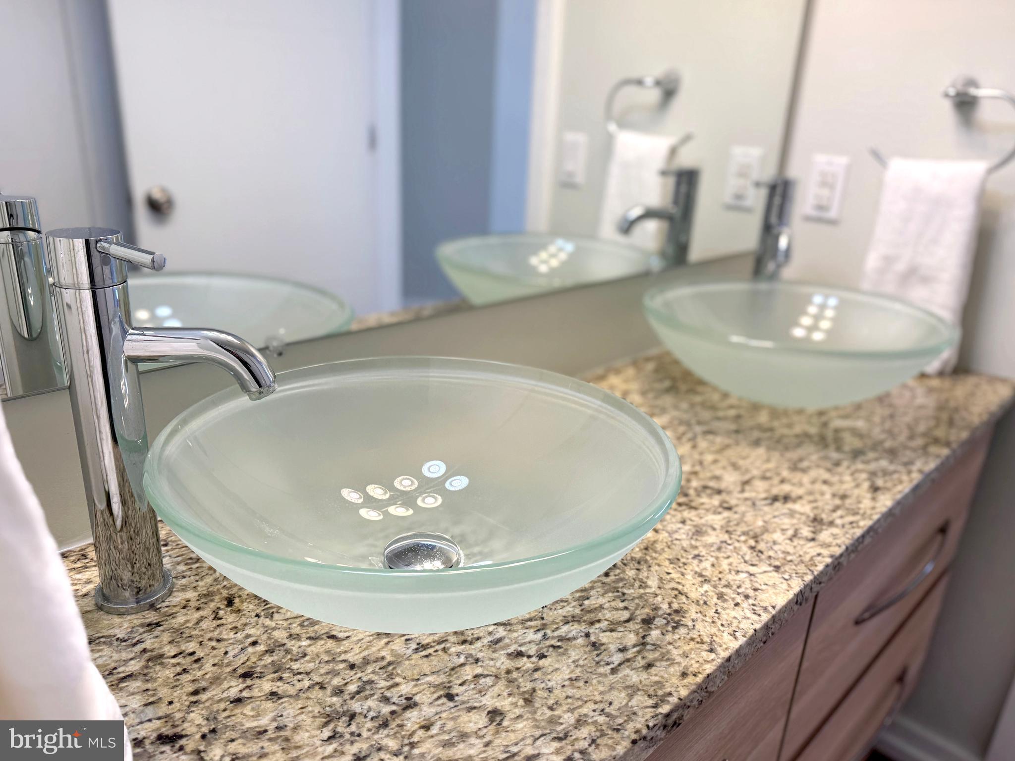 ROCKEY RIDGE - Residential