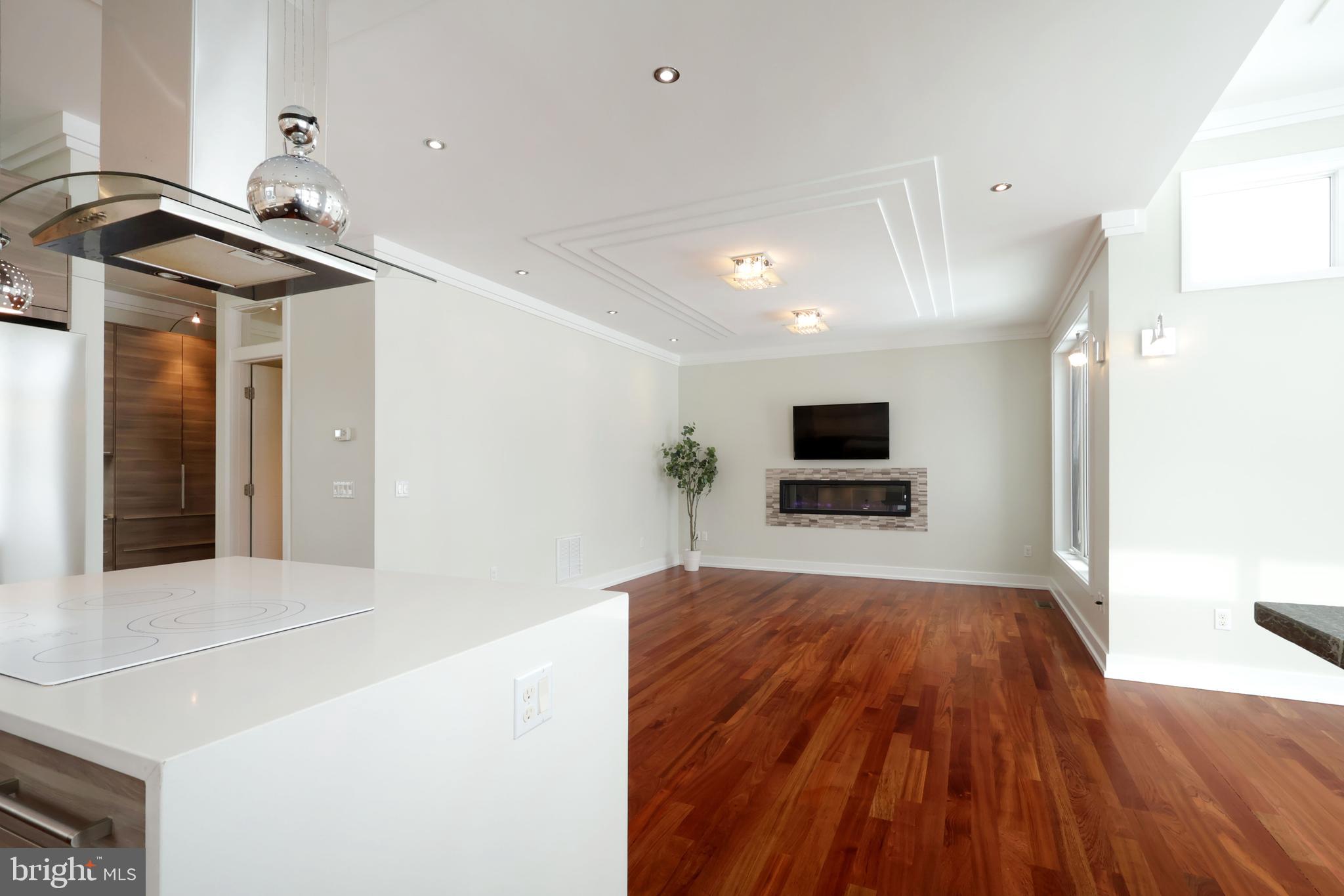 ROCKEY RIDGE - Residential