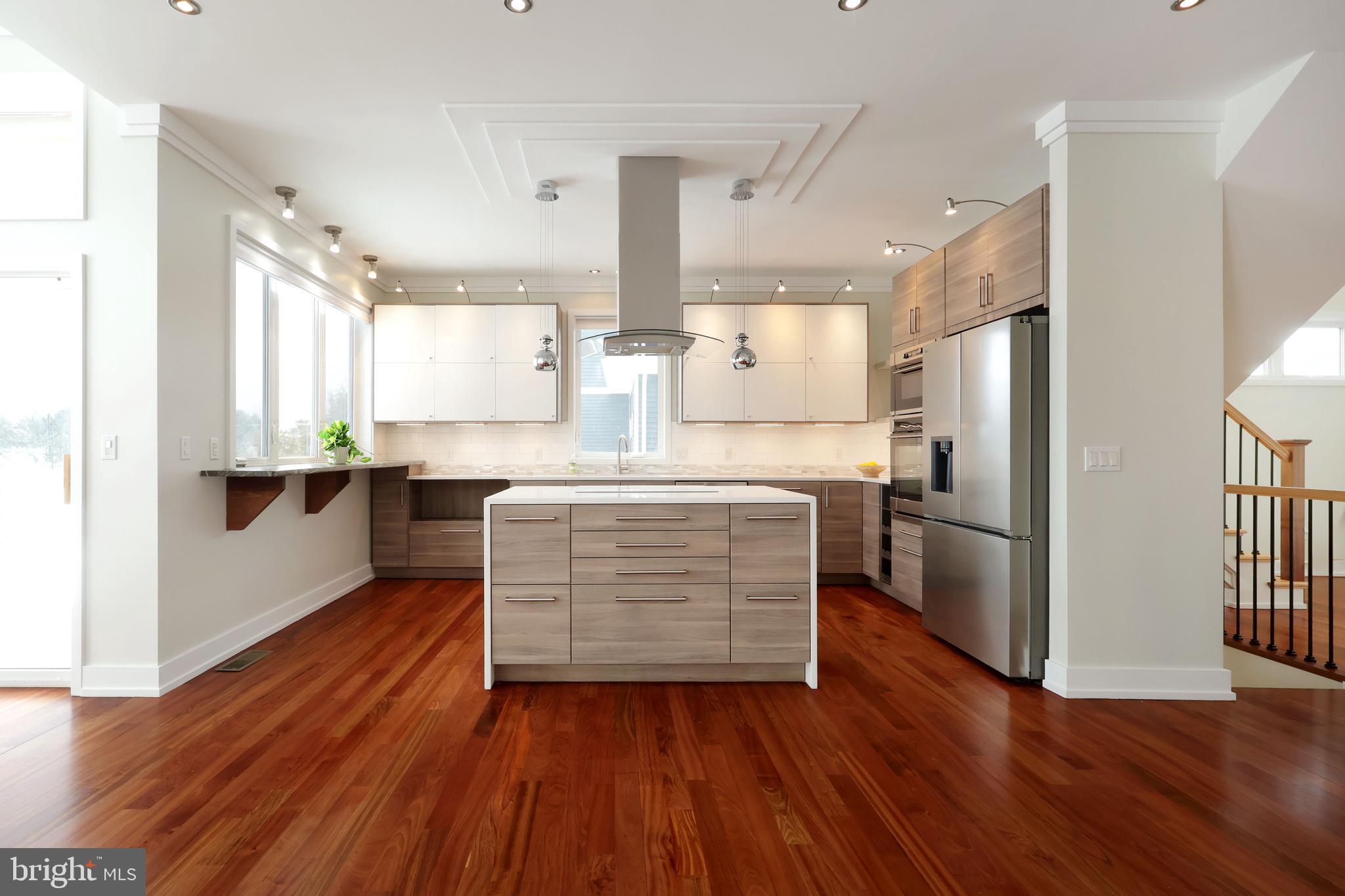 ROCKEY RIDGE - Residential