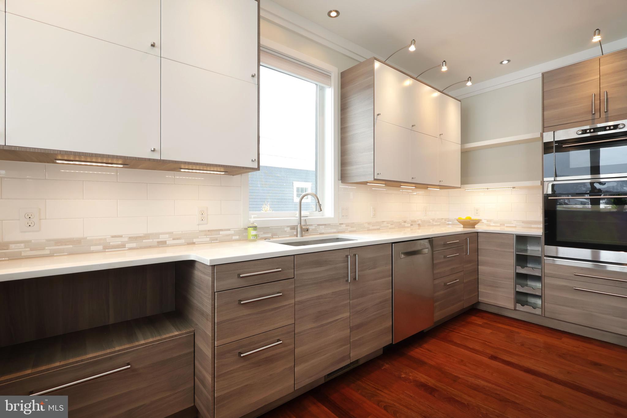 ROCKEY RIDGE - Residential