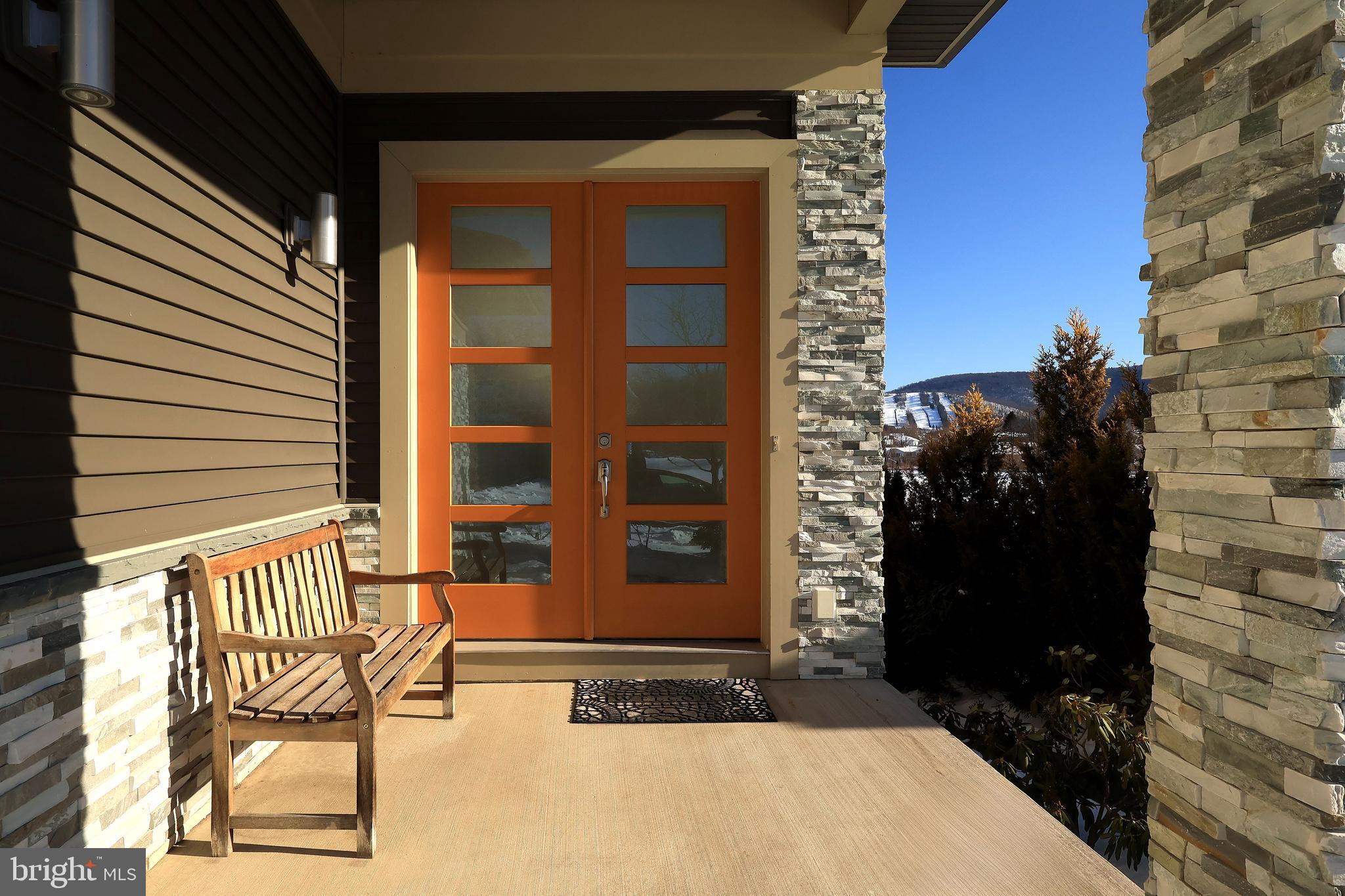 ROCKEY RIDGE - Residential