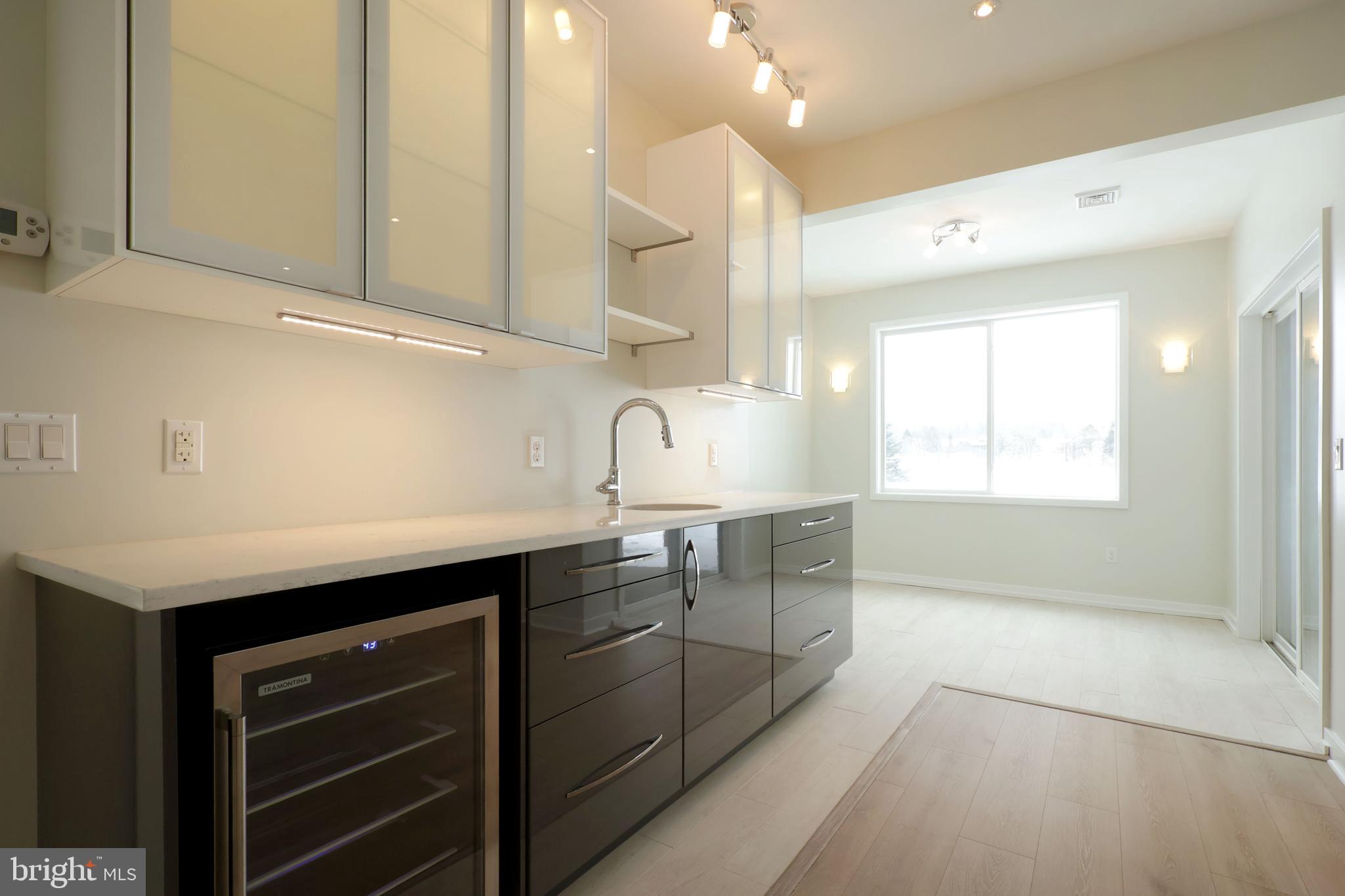 ROCKEY RIDGE - Residential