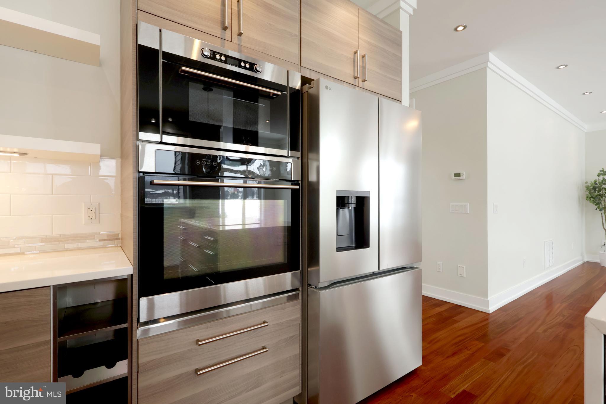 ROCKEY RIDGE - Residential