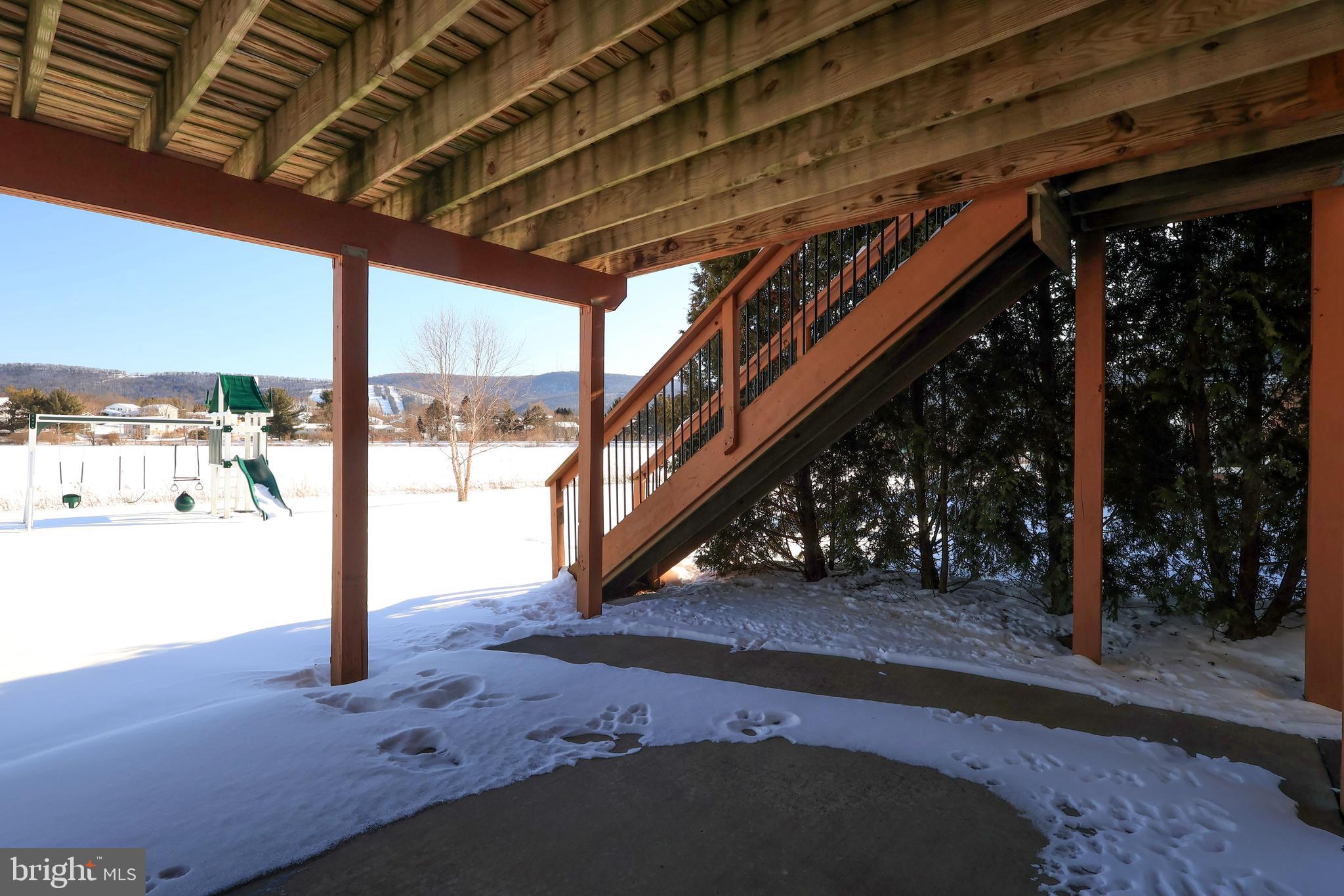 ROCKEY RIDGE - Residential