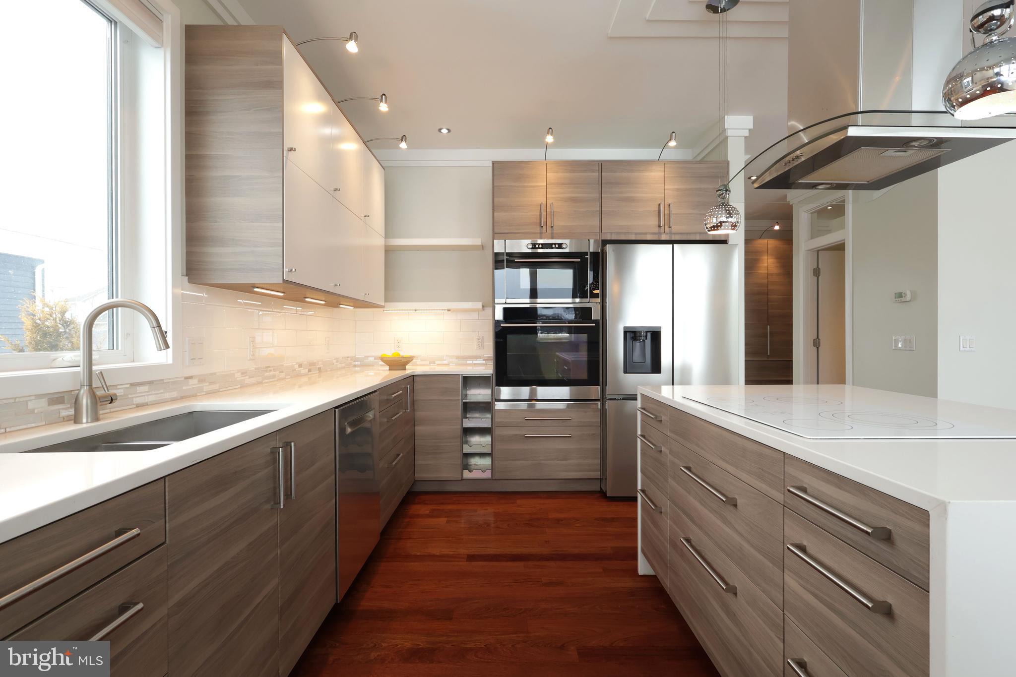 ROCKEY RIDGE - Residential