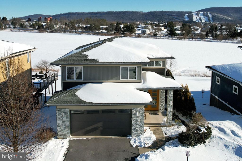 Photo of 132 Derek Drive, BOALSBURG, PA 16827 (MLS # PACE2517558)