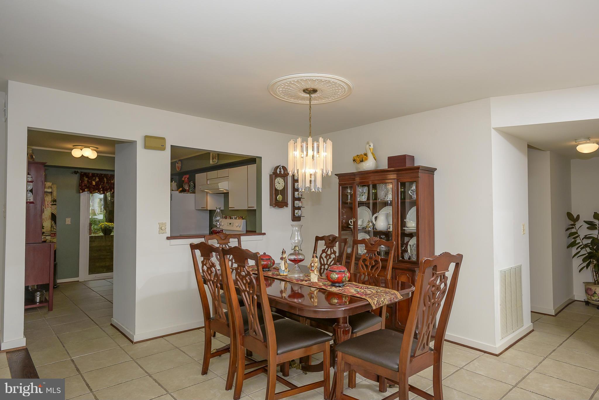 VILLAGE OF CHESAPEAKE HARBOUR - Residential