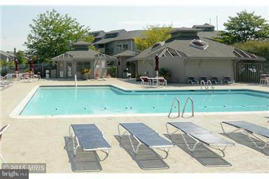 VILLAGE OF CHESAPEAKE HARBOUR - Residential