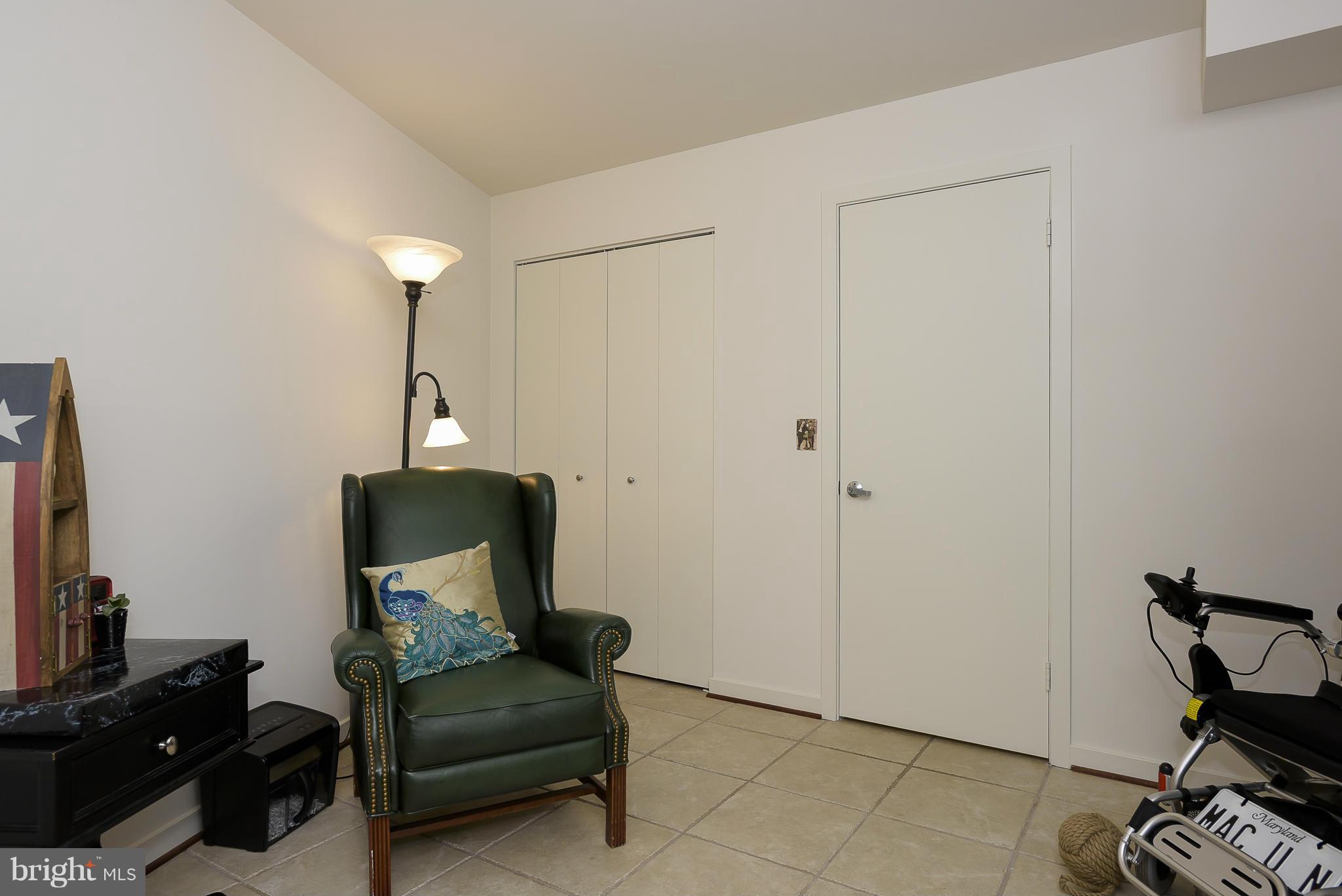 VILLAGE OF CHESAPEAKE HARBOUR - Residential